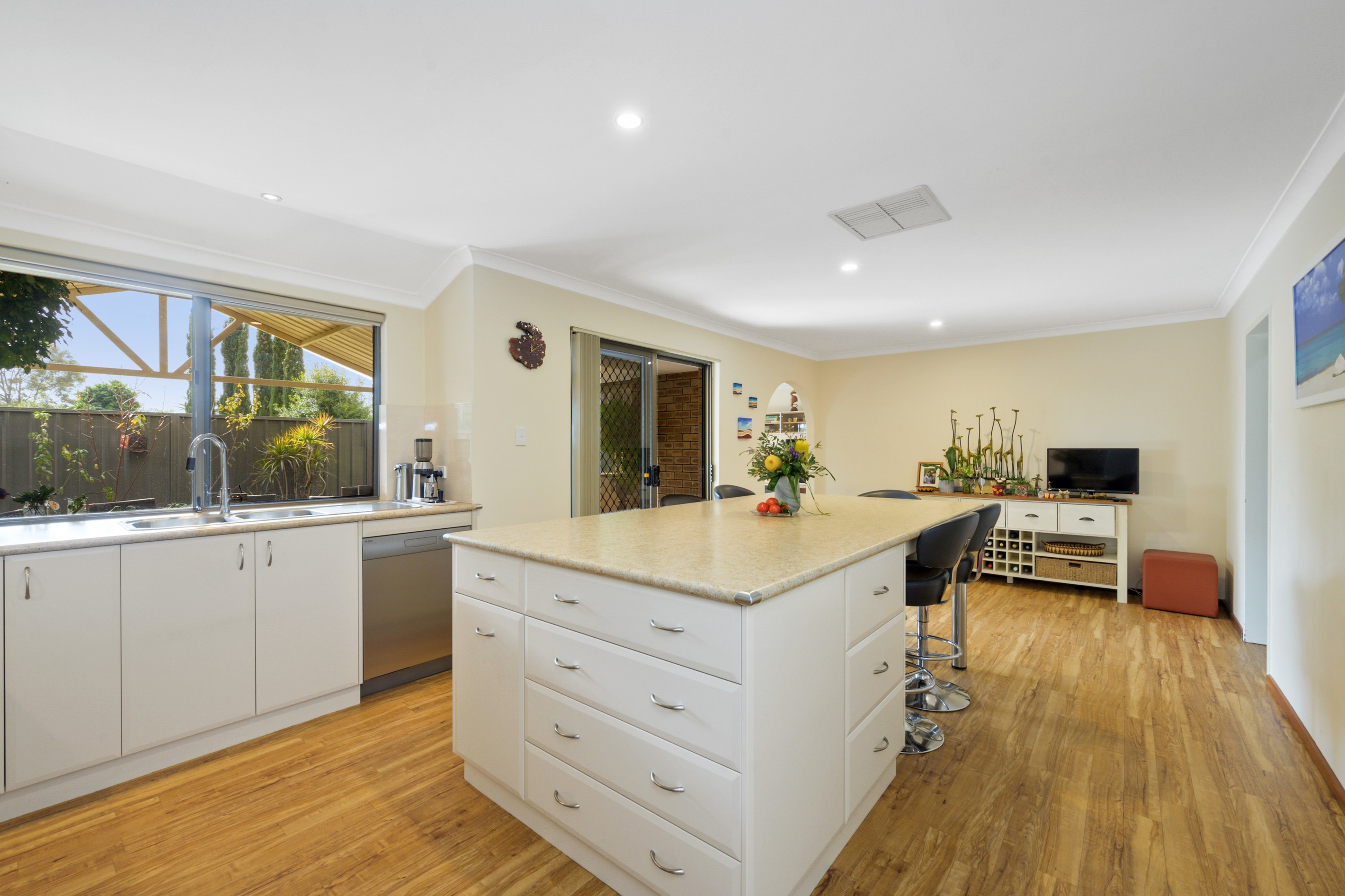 15 Kensal Green Way, Kingsley, WA 6026