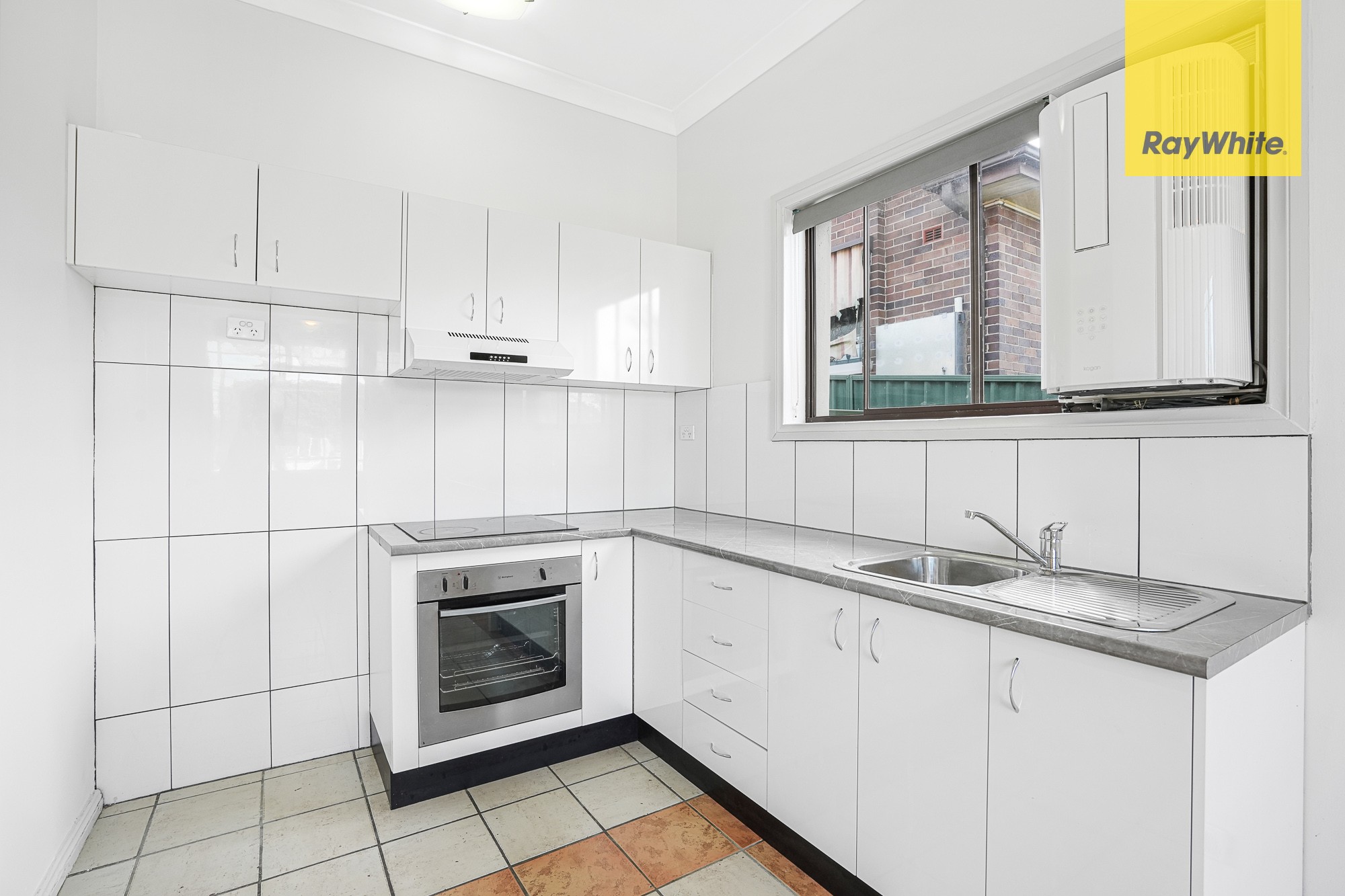 2/2 Napier Street, Mays Hill, NSW 2145