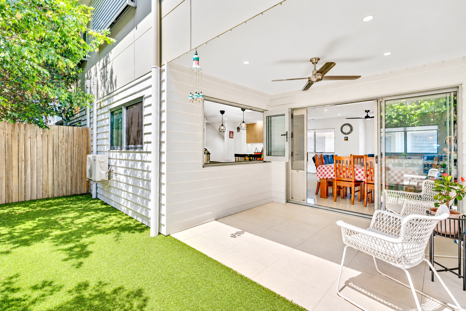 17/18 Bendena Terrace — photo from Ray White Mt Gravatt