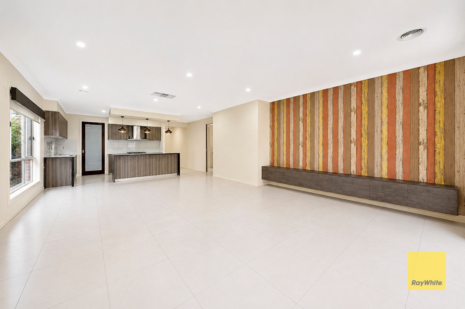 3 Lamina Street — photo 8 of 25