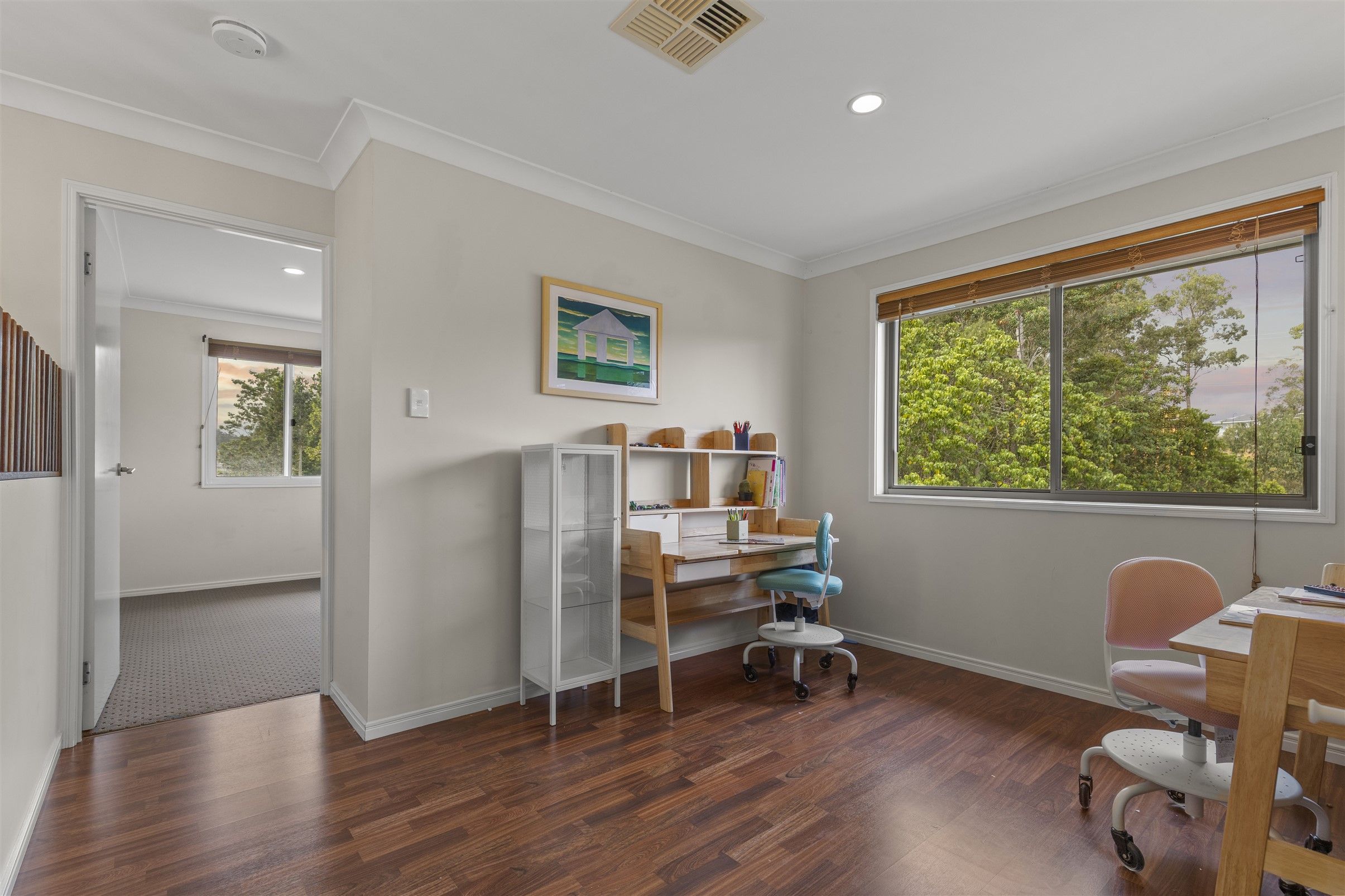 2 Lyrebird Crescent — photo 12 of 20