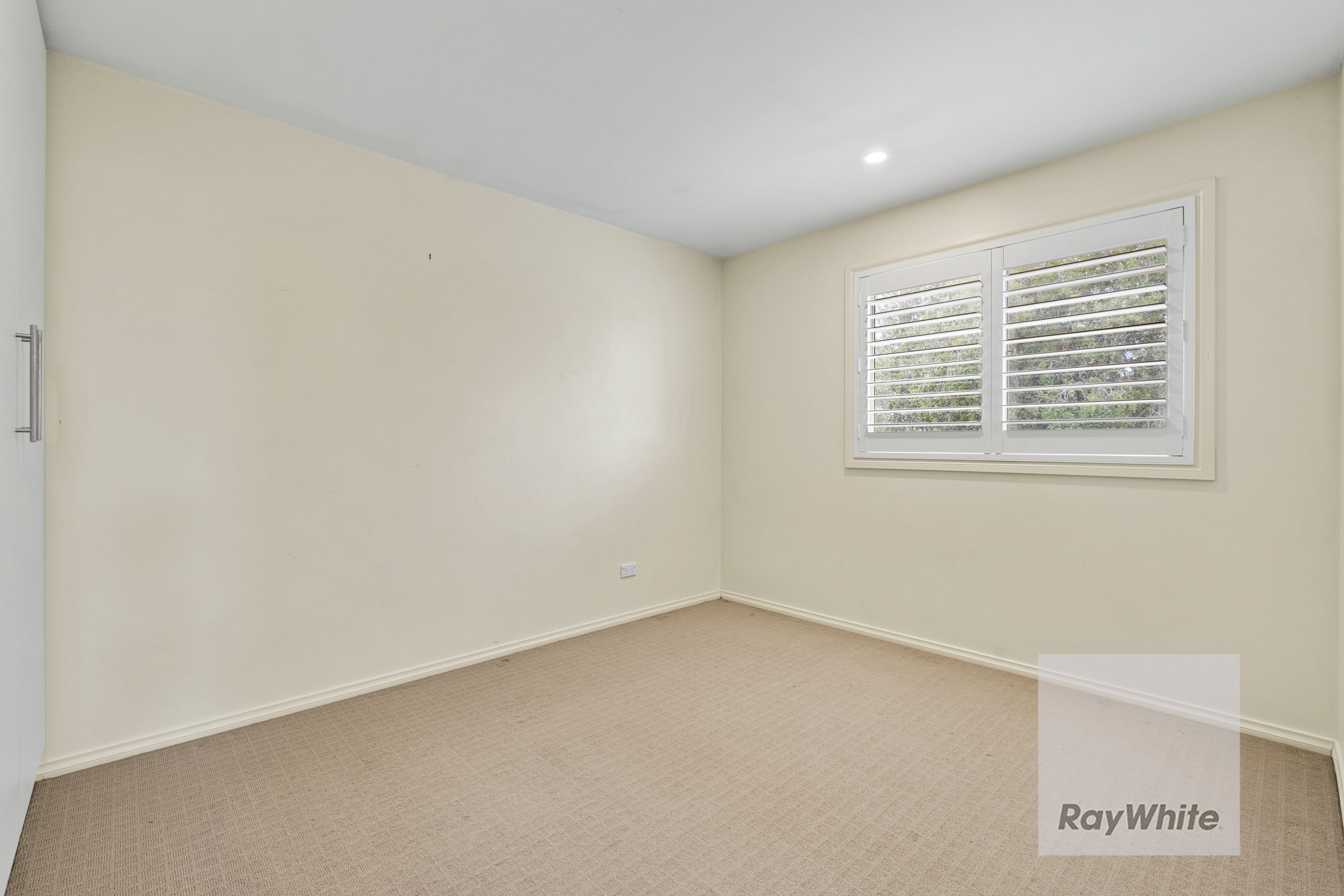 1 Landy Close — photo 16 of 21