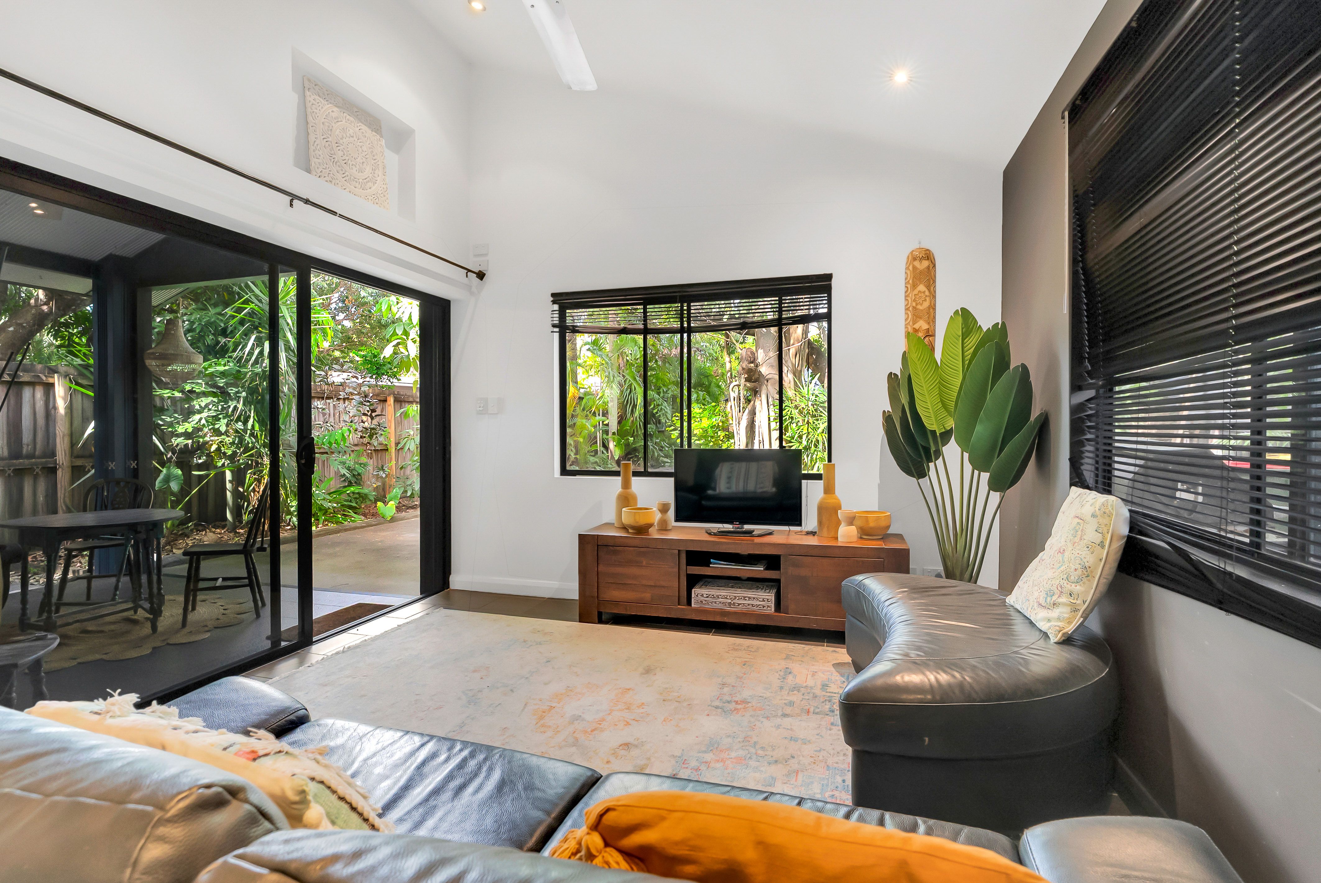 3/5 Phillips Street, Machans Beach, QLD 4878 - Leased House - Ray White ...