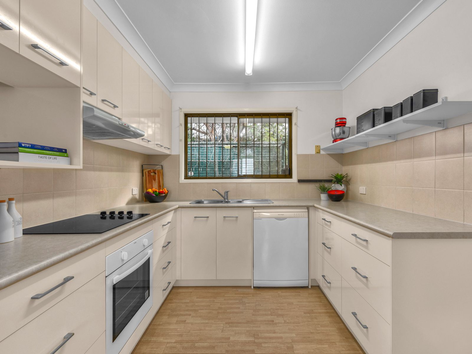 28 Price Street, Oxley, QLD 4075