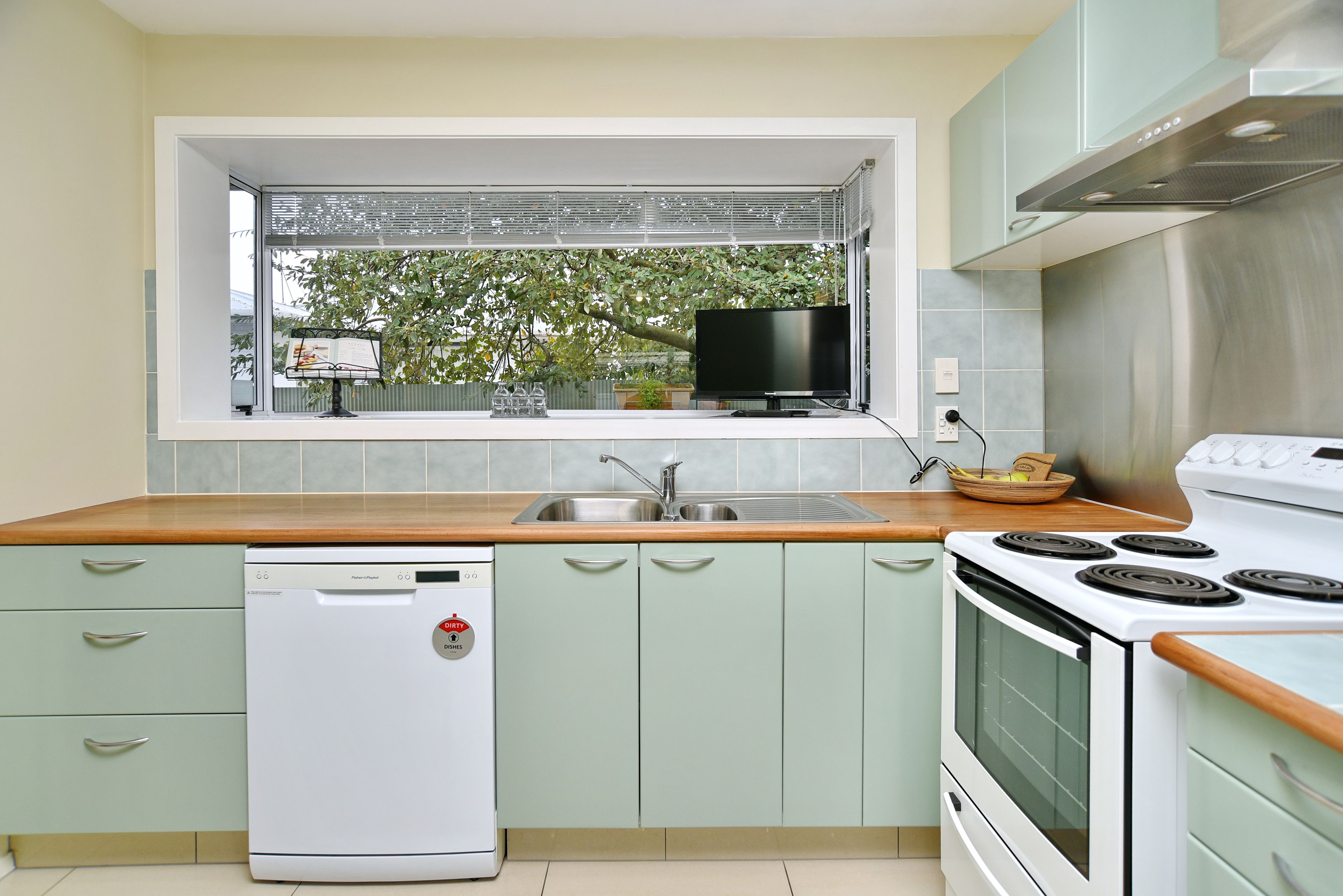 128 McGregors Road, Linwood, Christchurch City