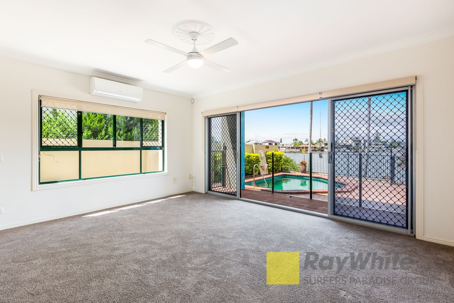 2/271 Stanhill Drive, Chevron Island, QLD 4217