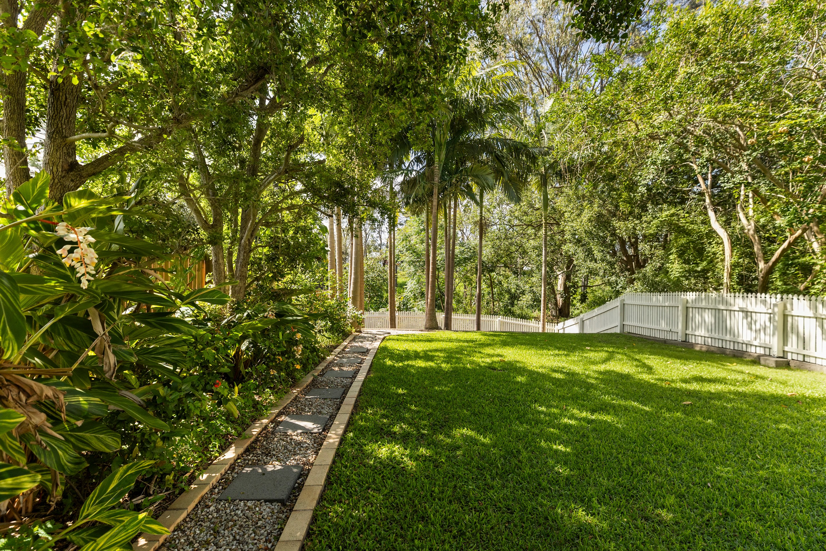 34 Mclean Parade, Ashgrove, QLD 4060