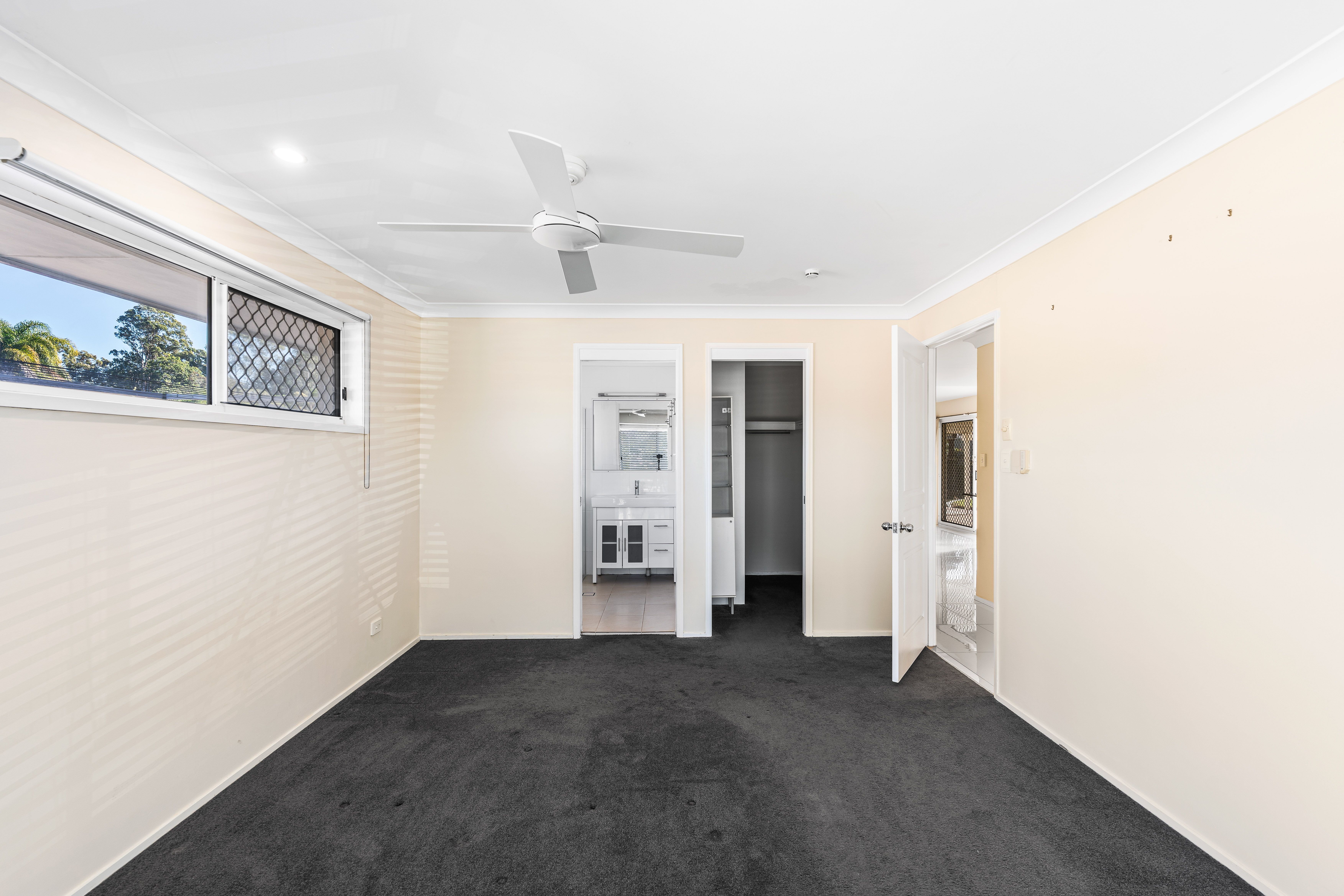 71 Glen Eagles Drive — photo 10 of 30