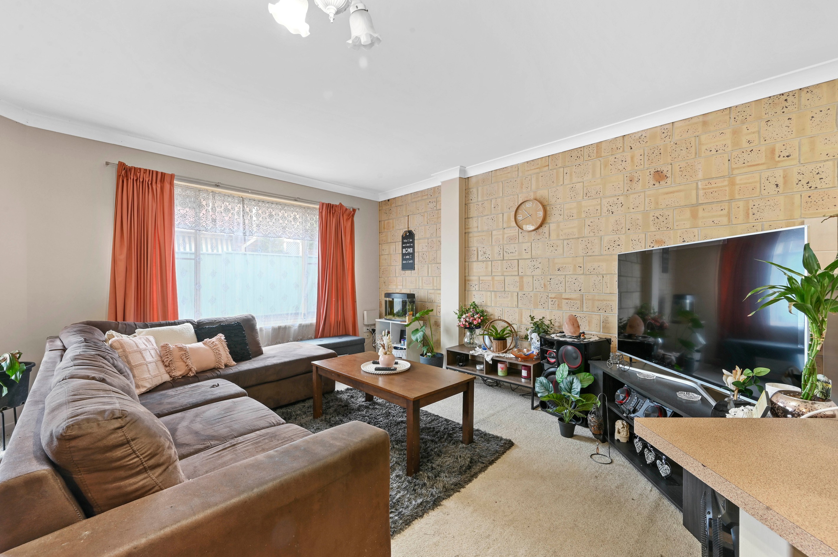2/242 Spring Street, Kearneys Spring, QLD 4350