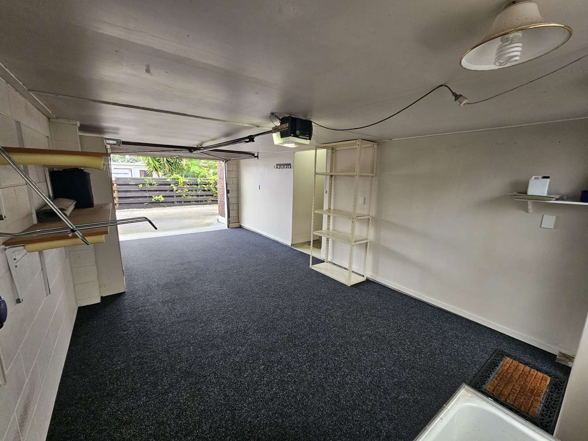 11B Golf Road photo 11
