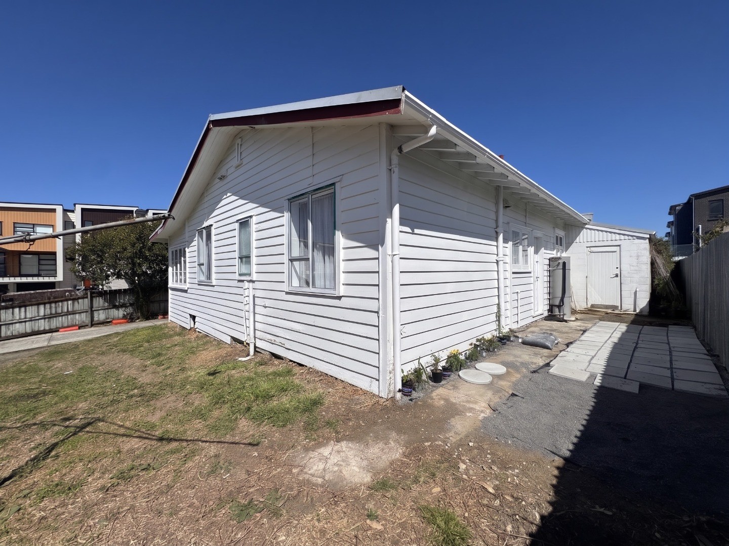 New Lynn, Waitakere City