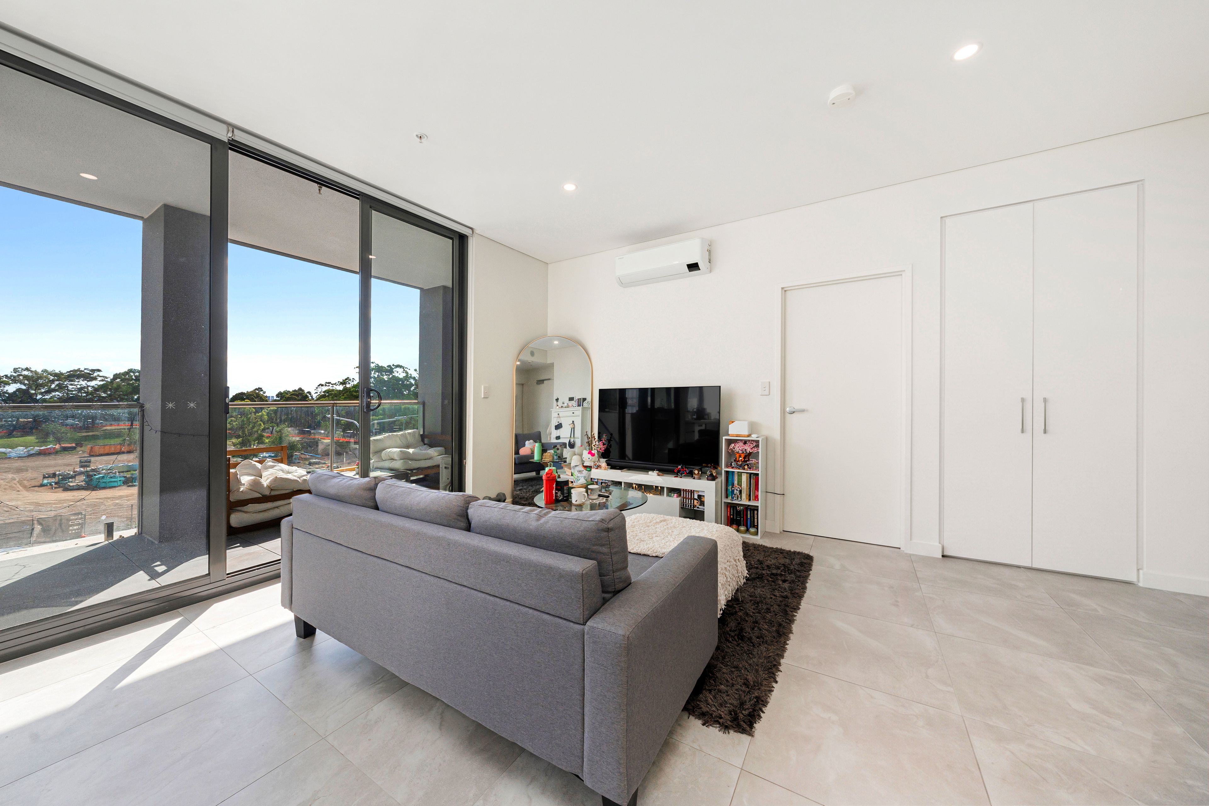 316/1 Villawood Place — photo 5 of 10