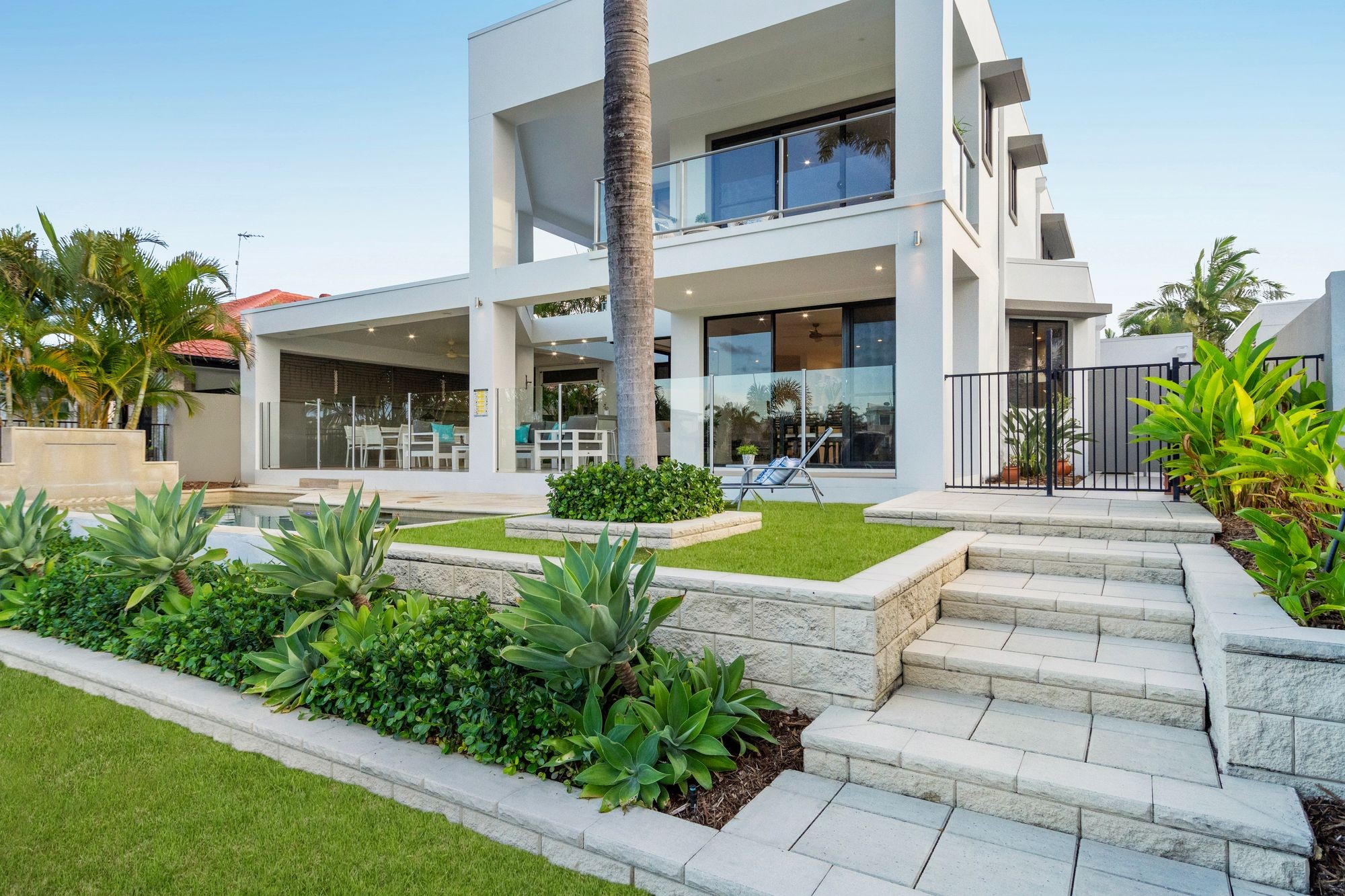 38 Ferrymans Court, Helensvale, QLD 4212