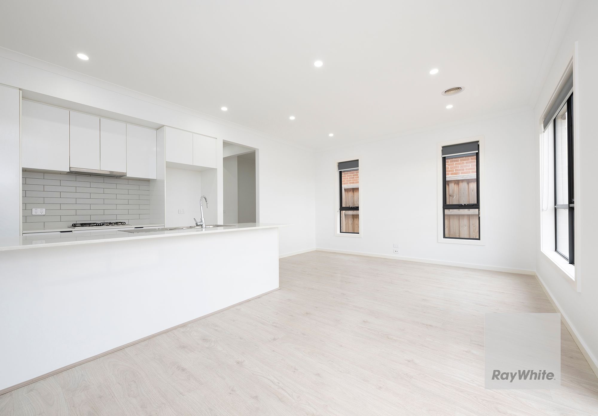 19 Miandad Street — photo 4 of 9
