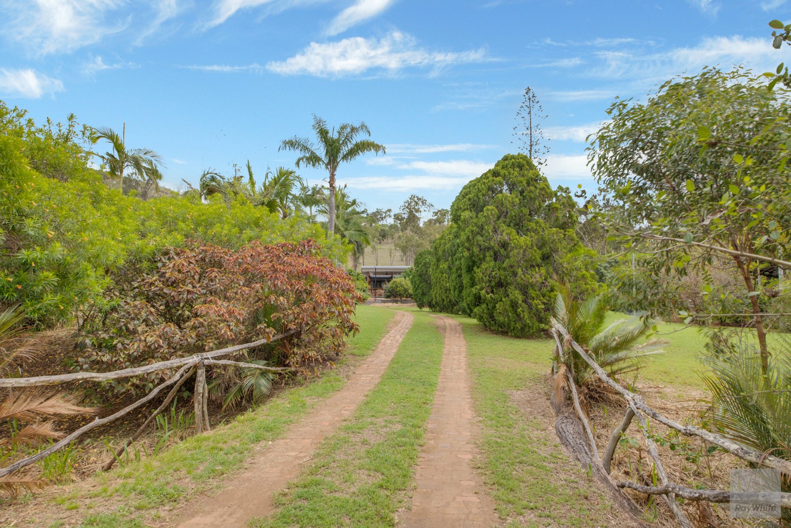 717 Adelaide Park Road, Adelaide Park, QLD 4703