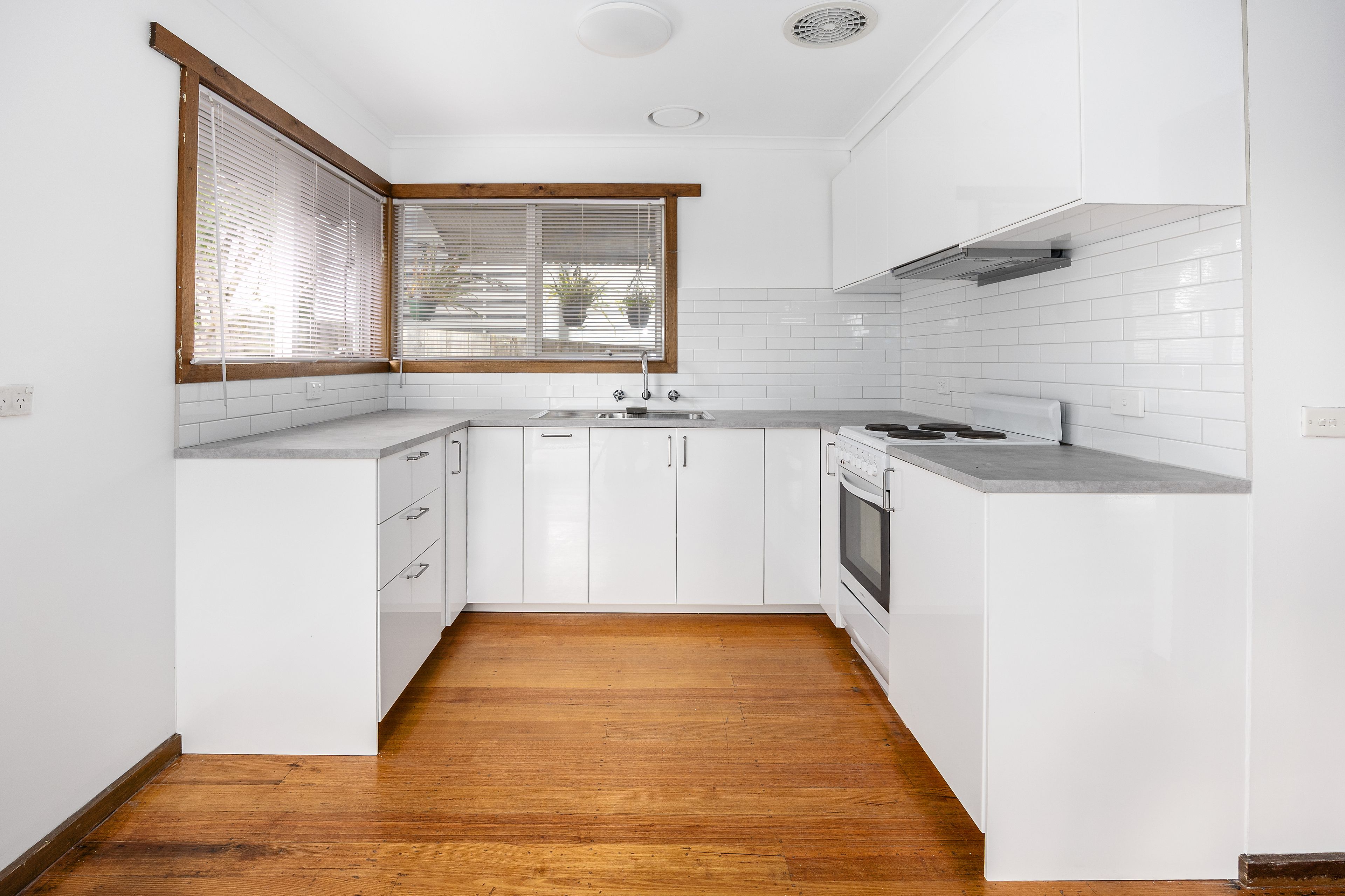 154 Seventh Avenue, Rosebud, VIC 3939
