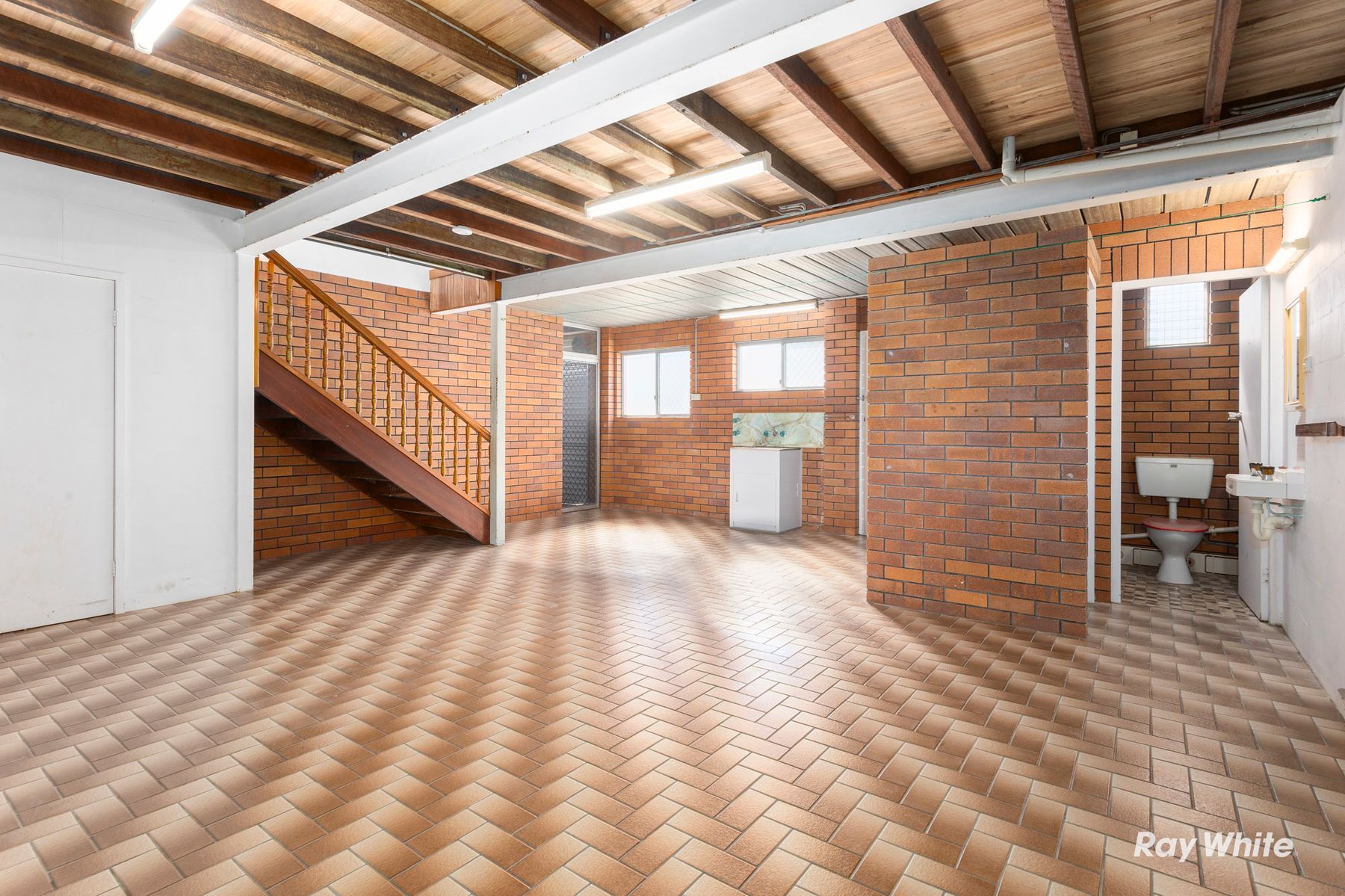9 Chrisney Street — photo 8 of 12