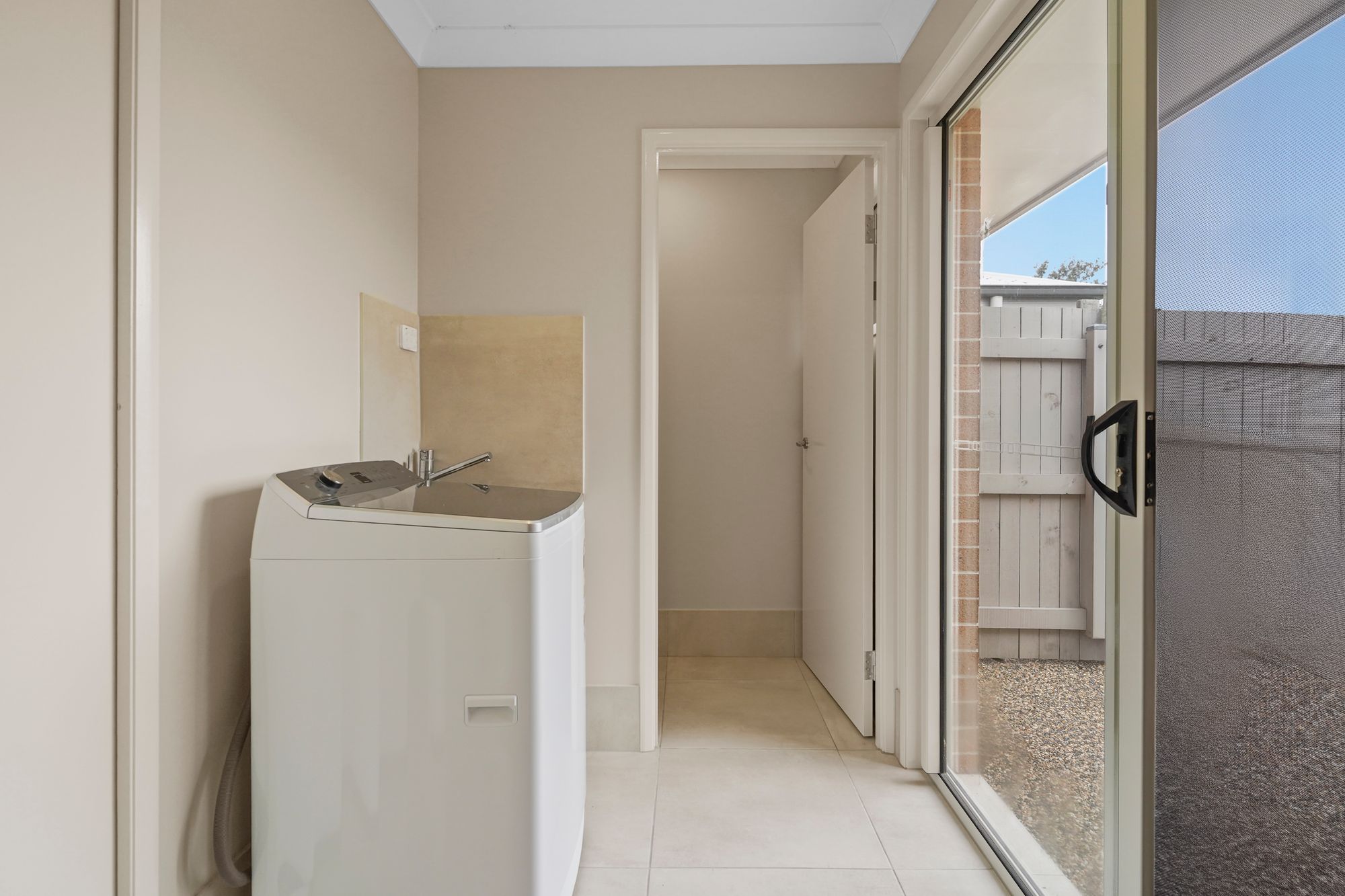 9/6 Beryl Place — photo 11 of 19