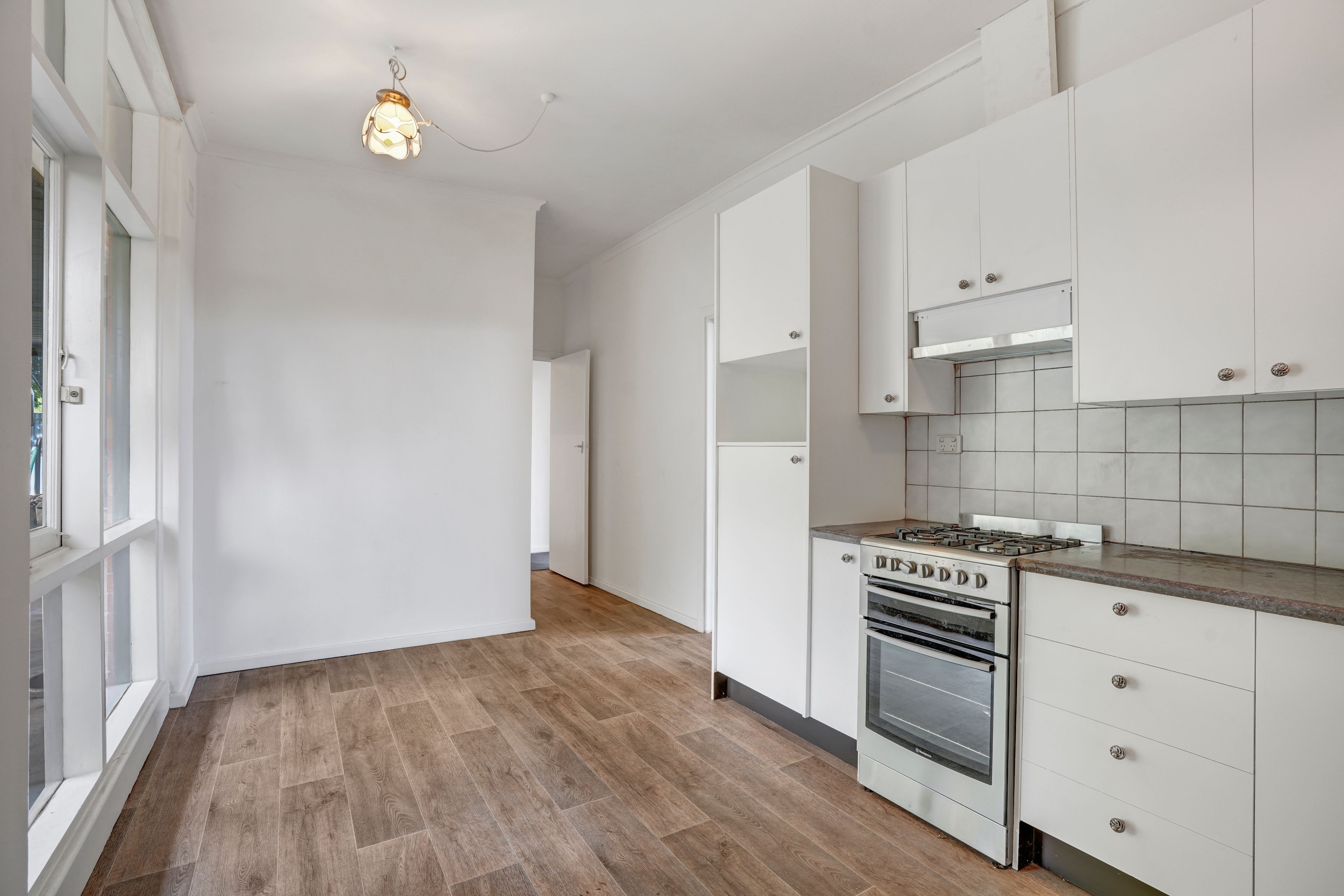 8 Lynore Avenue — photo 2 of 15