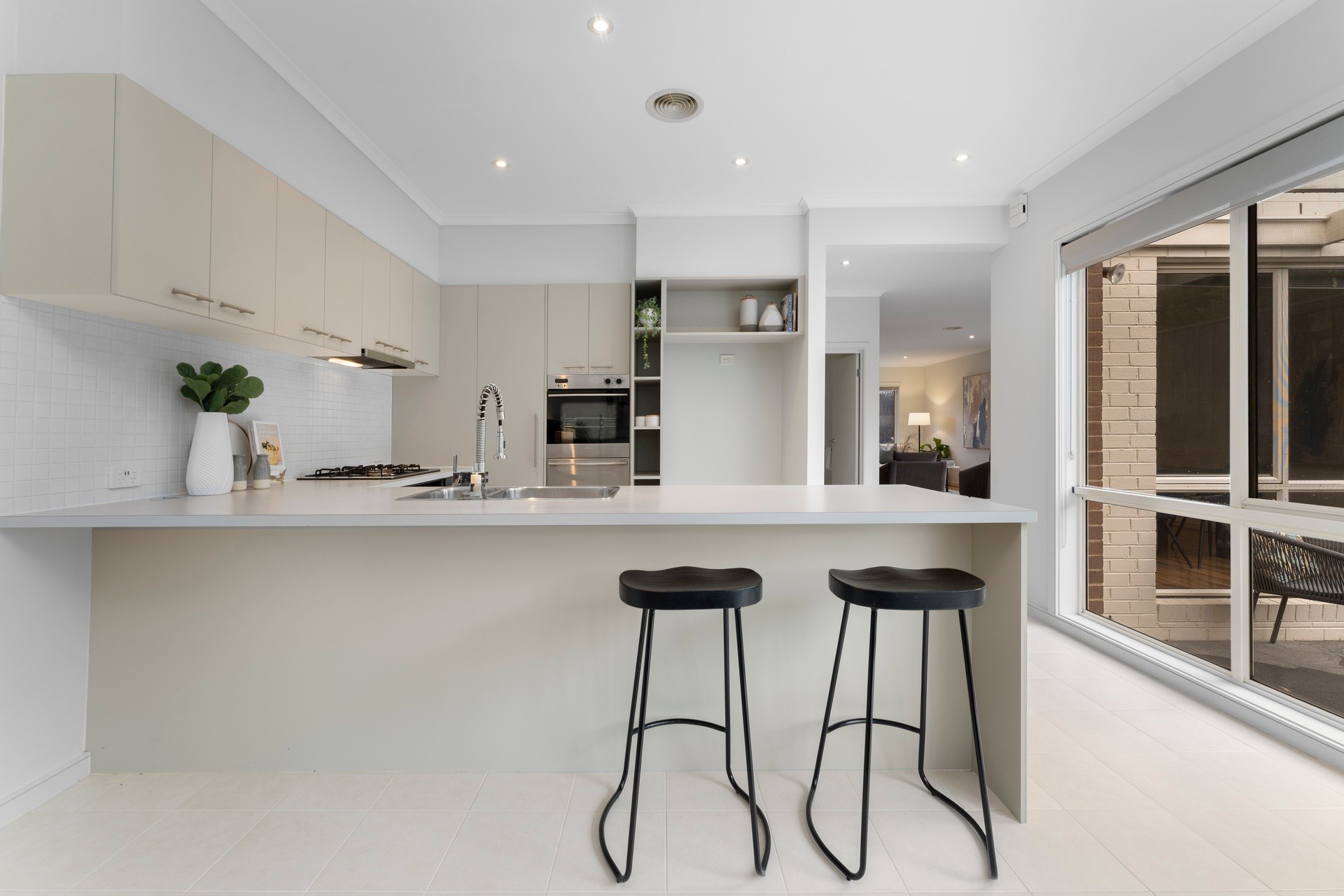 5 Sand Hill Close, Heatherton, VIC 3202