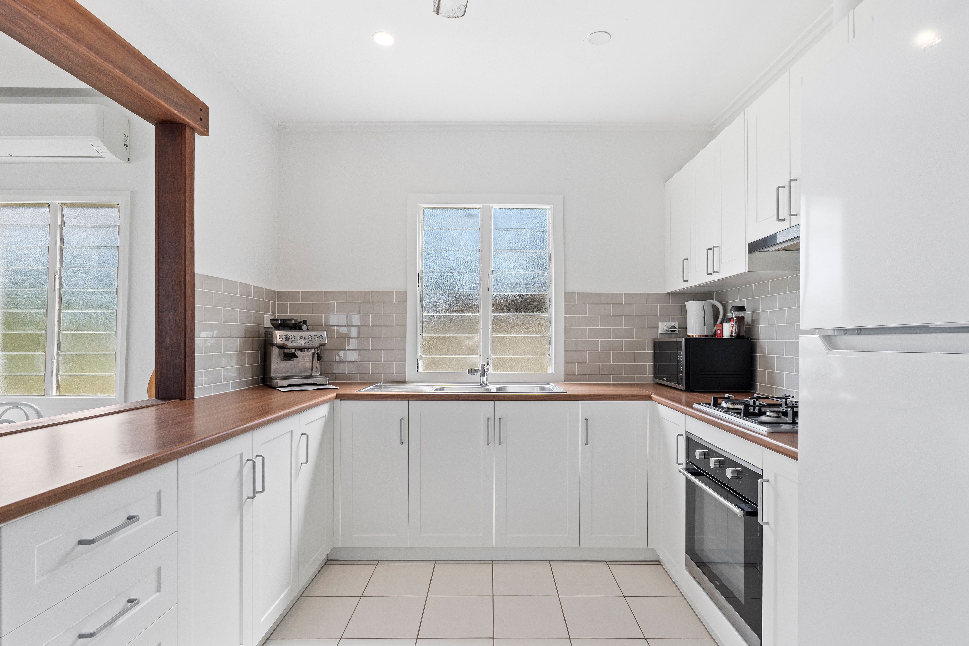 64 Christensen Street, Machans Beach, QLD 4878