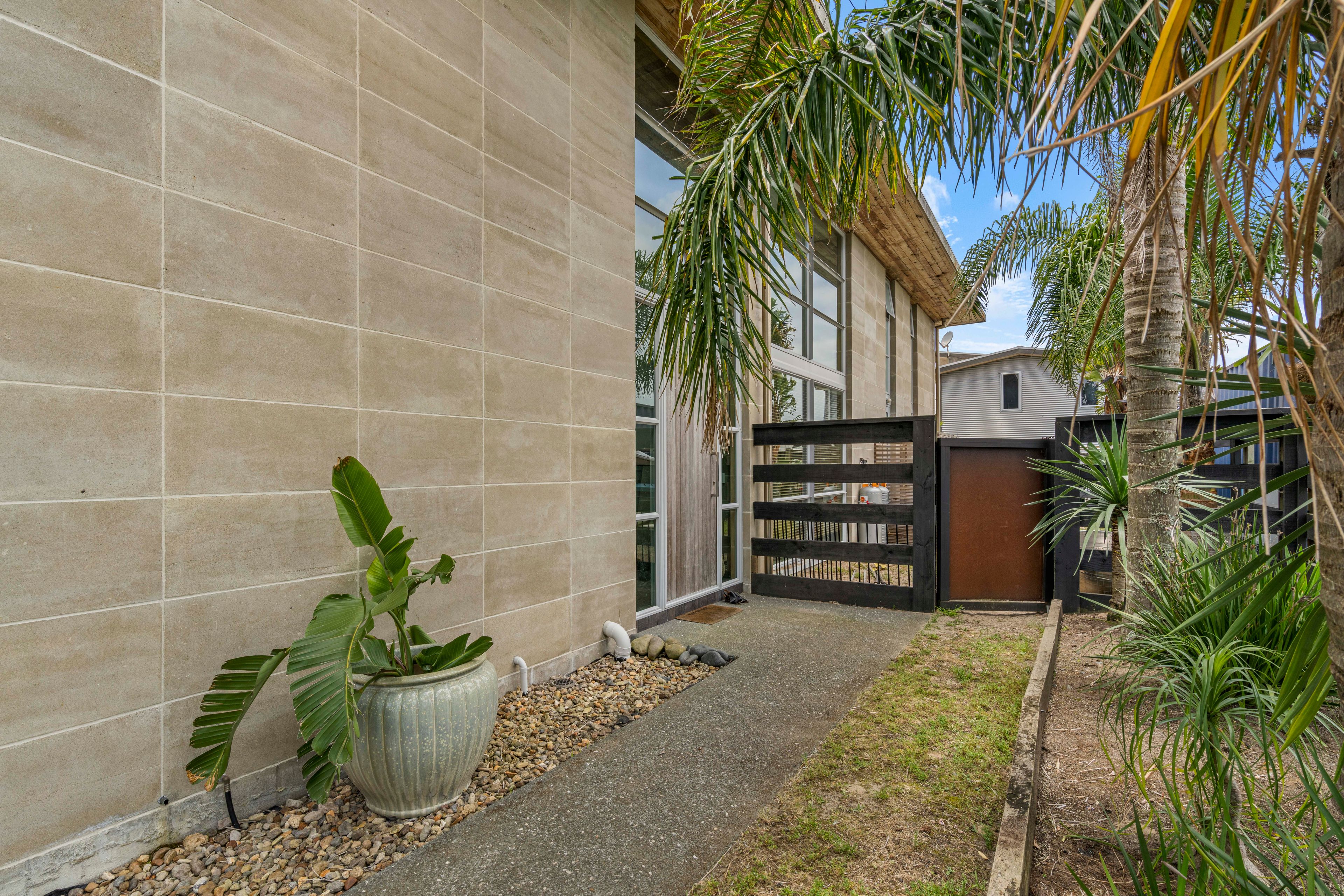 174 Omaha Drive, Omaha, Rodney