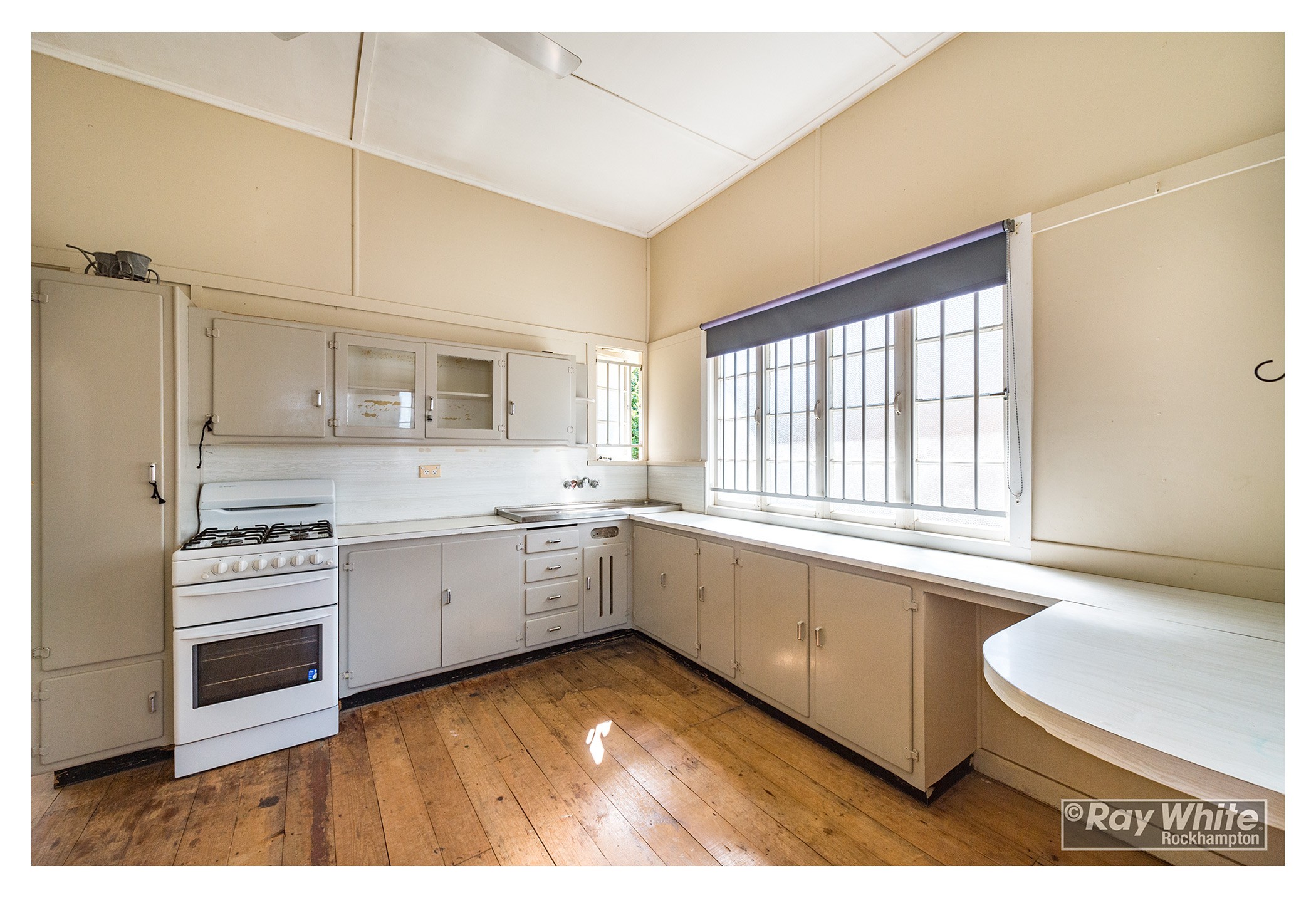 45 Woodville Street, Wandal, QLD 4700
