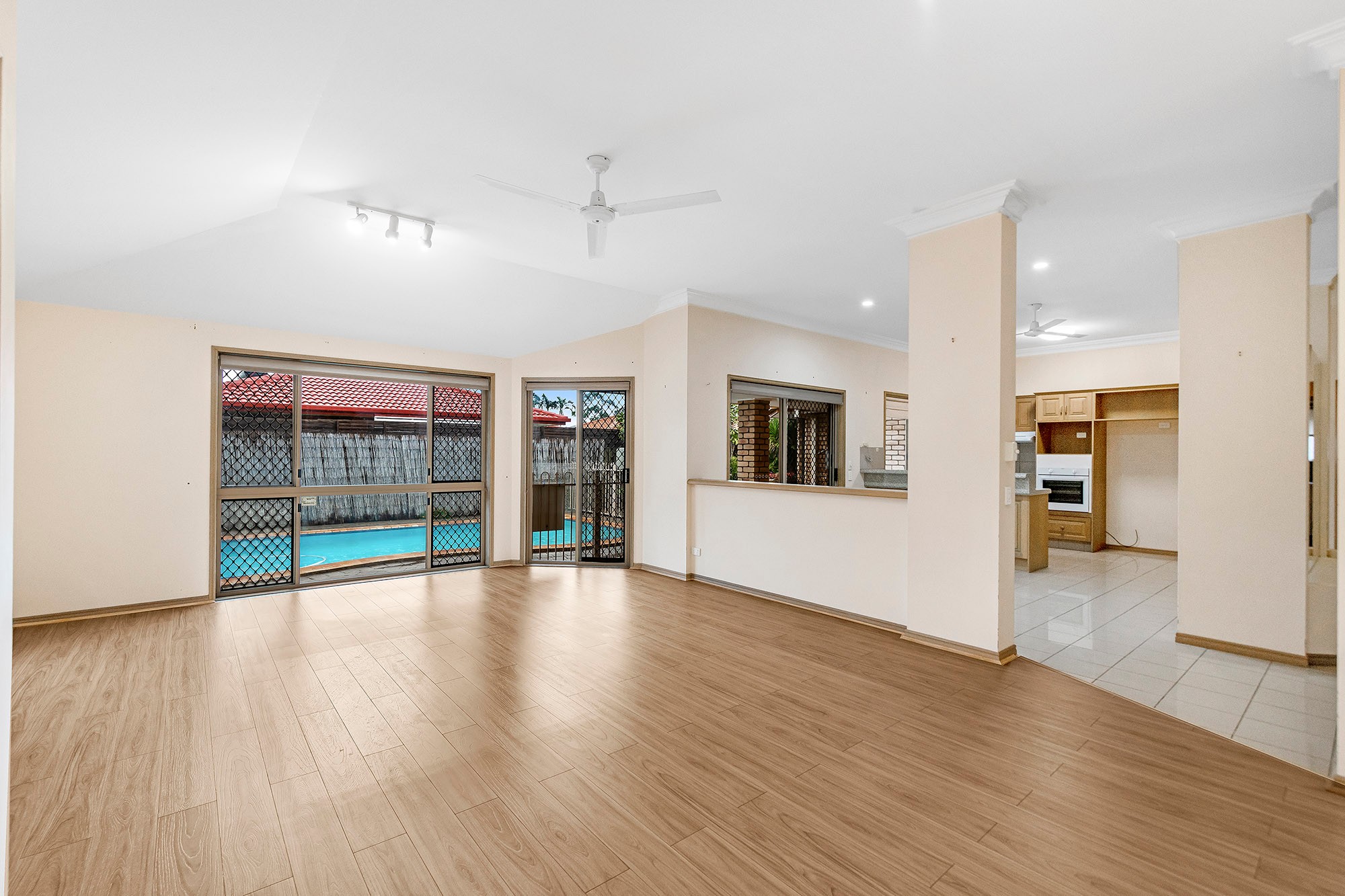2 Yarraville Street, Robina, QLD 4226