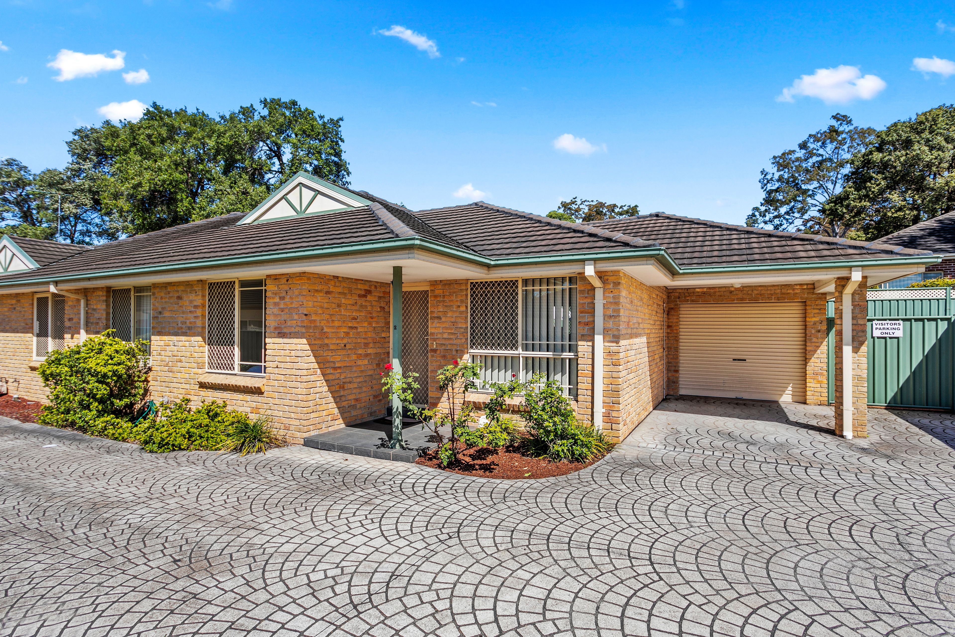 92 Belmore Road, Peakhurst NSW 2210