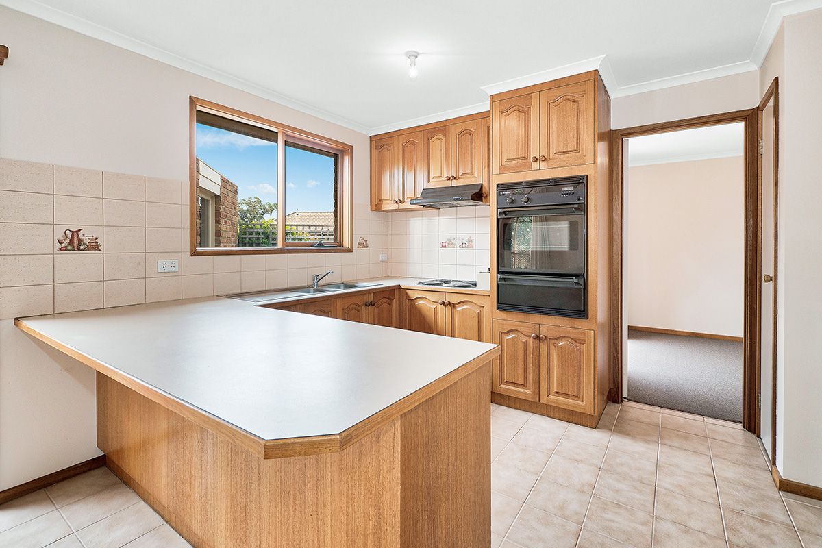24 Stirling Avenue, Cranbourne North, VIC 3977