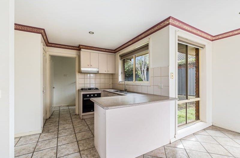 62 Raisell Road — photo 5 of 17