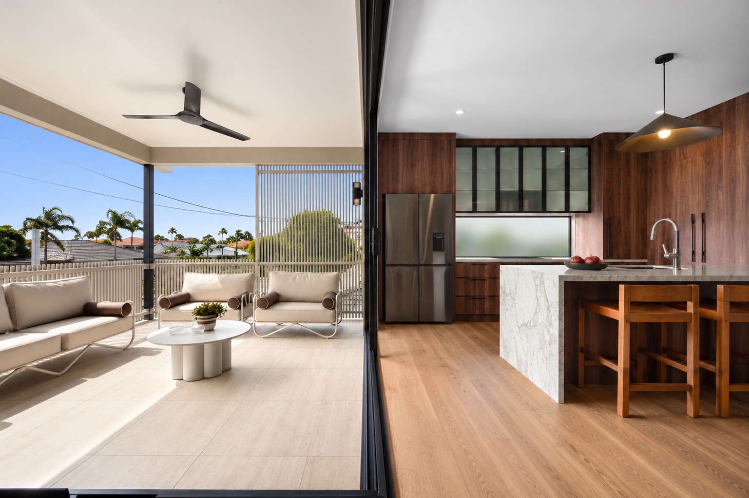1/10 Lee Road, Runaway Bay, QLD 4216