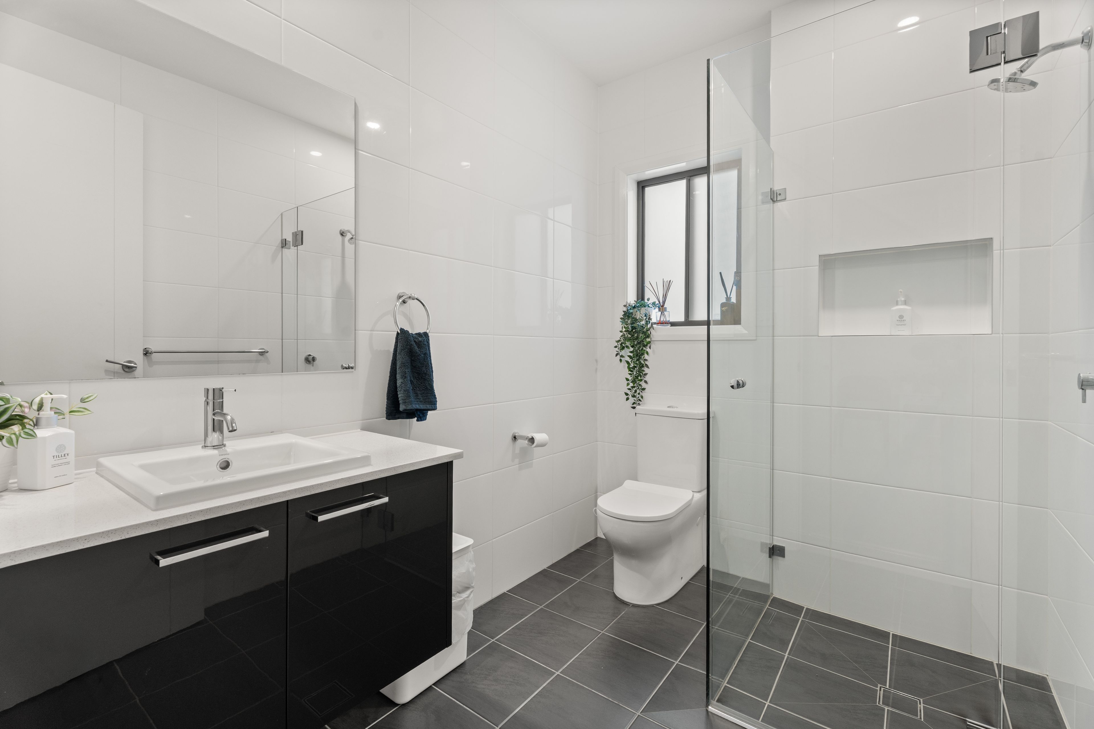 41 Jason Avenue — photo 17 of 29