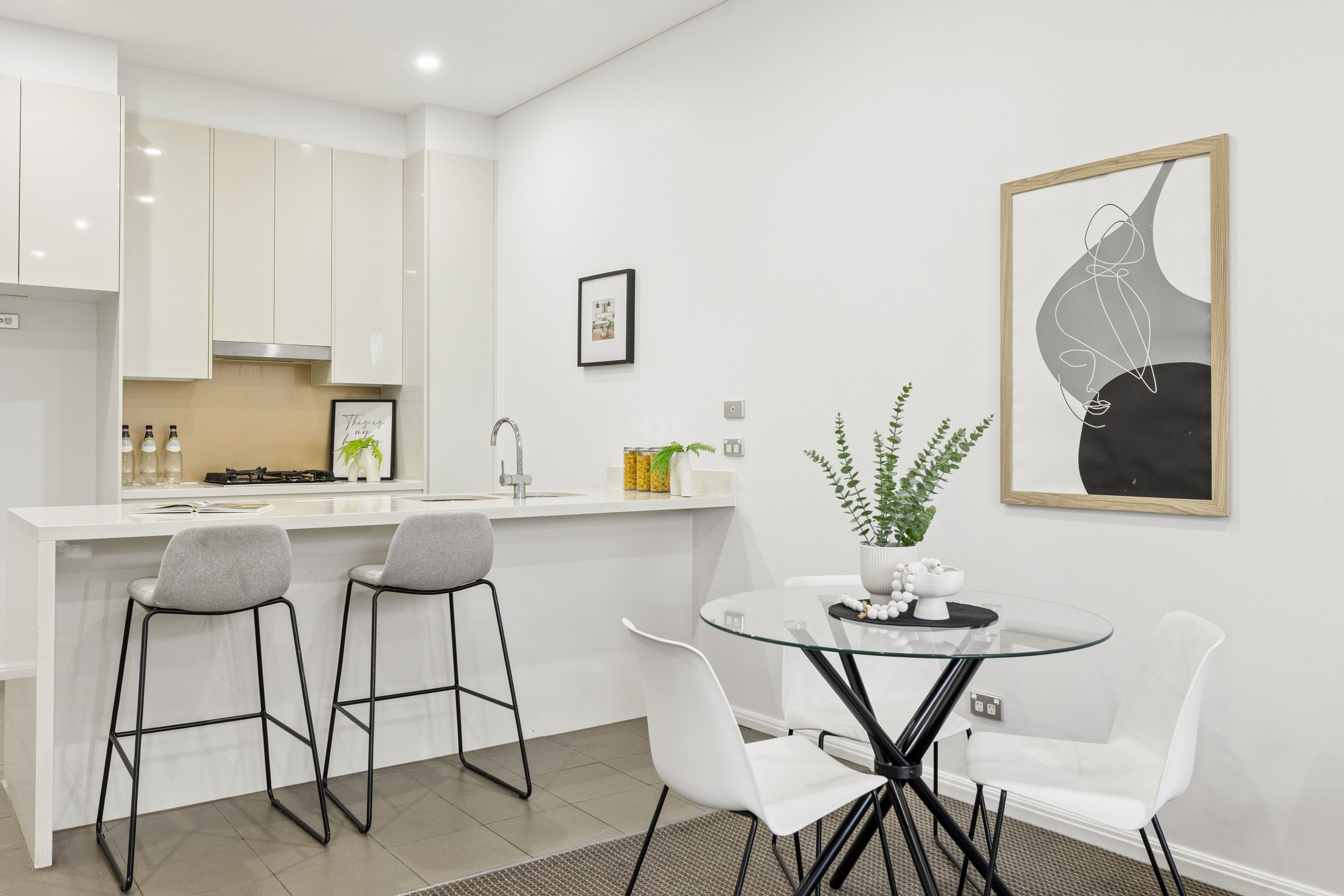 350/5 Loftus Street — photo 13 of 24