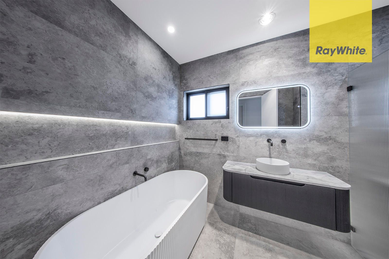 3B Hinchen Street — photo 5 of 16