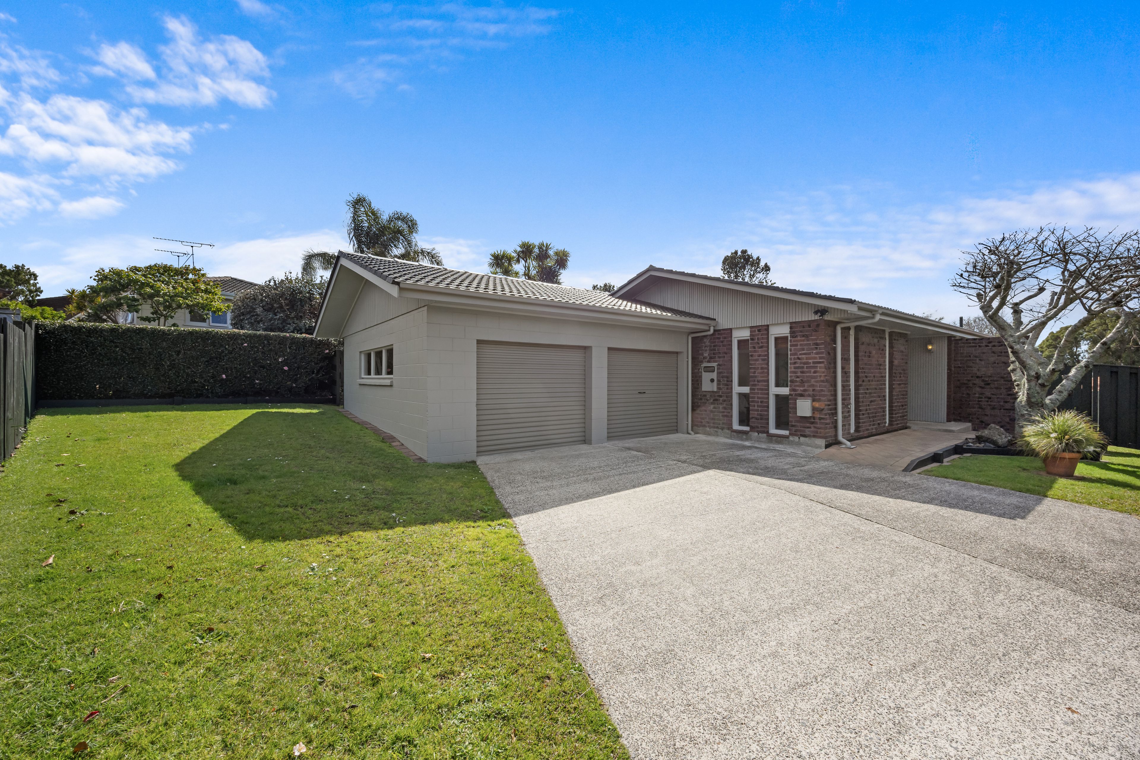 15 Jane Gifford Place, Half Moon Bay, Manukau City