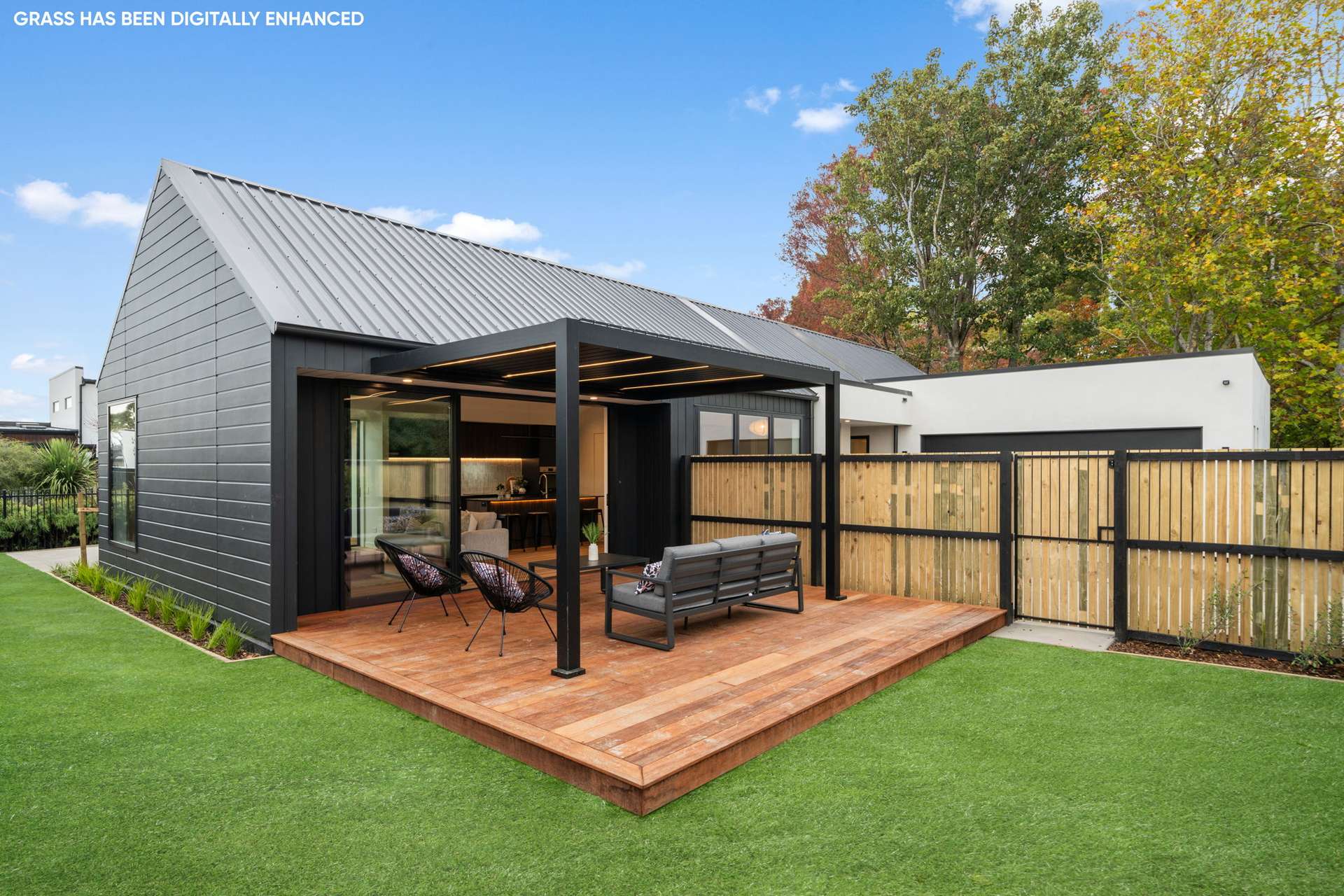 158 Gardiners Road photo 22