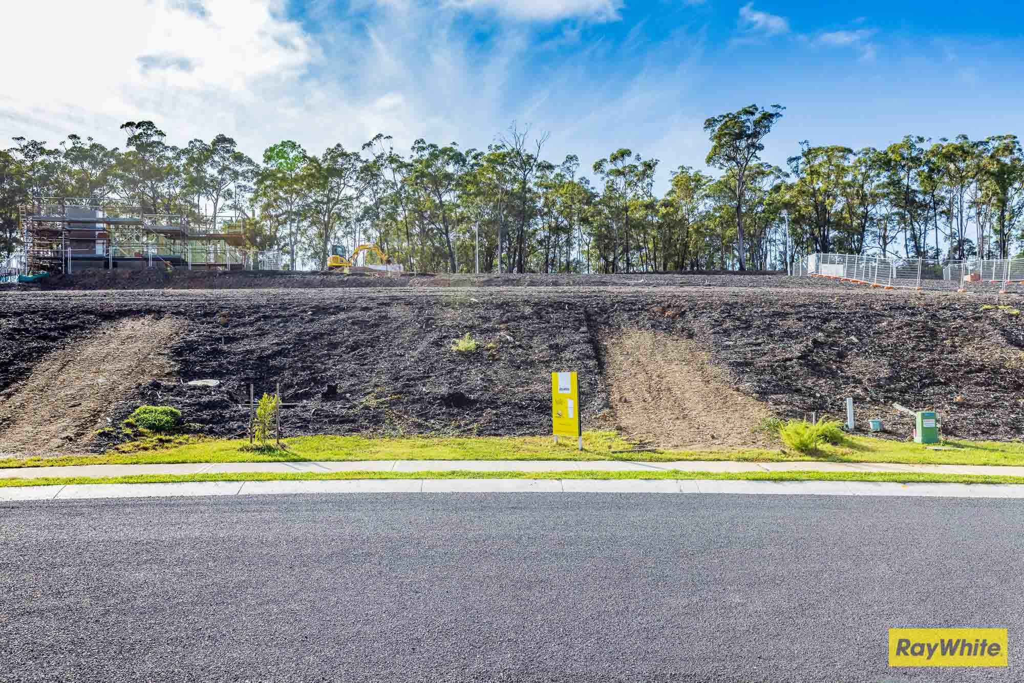 13 Brooke Way, Sunshine Bay, NSW 2536