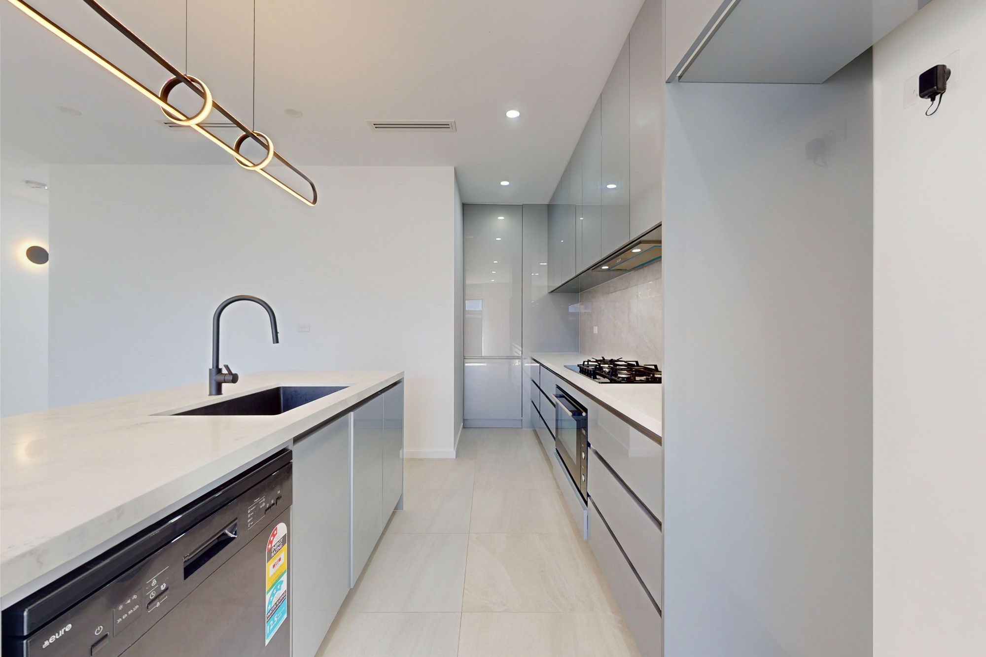 82 Darwinia Drive, Mickleham, VIC 3064