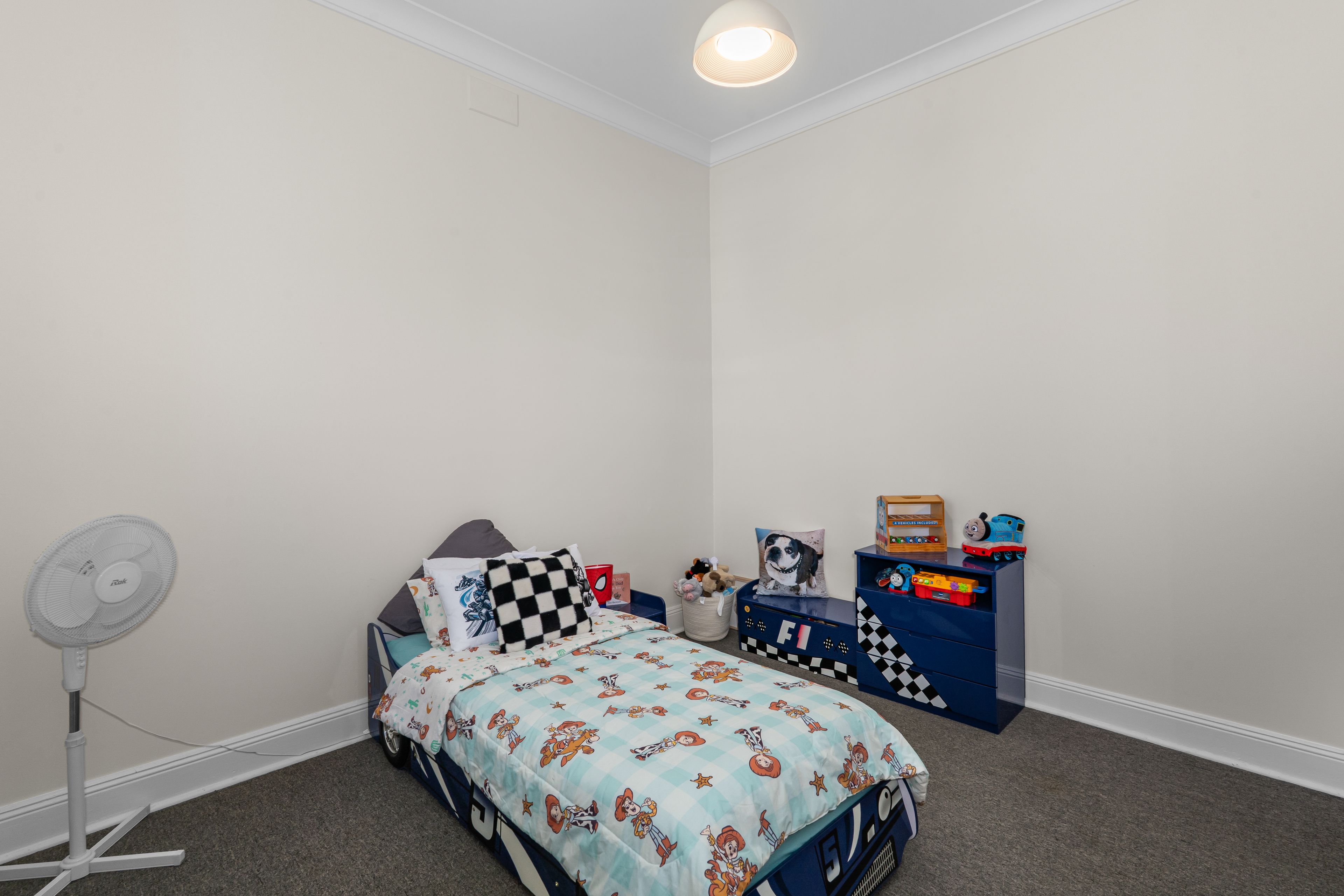 54 Oak Street — photo 8 of 15