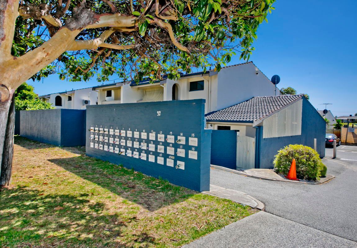 16/32 Camboon Road, Morley WA 6062