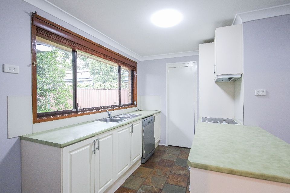 38 Trinity Drive, Cambridge Gardens, NSW