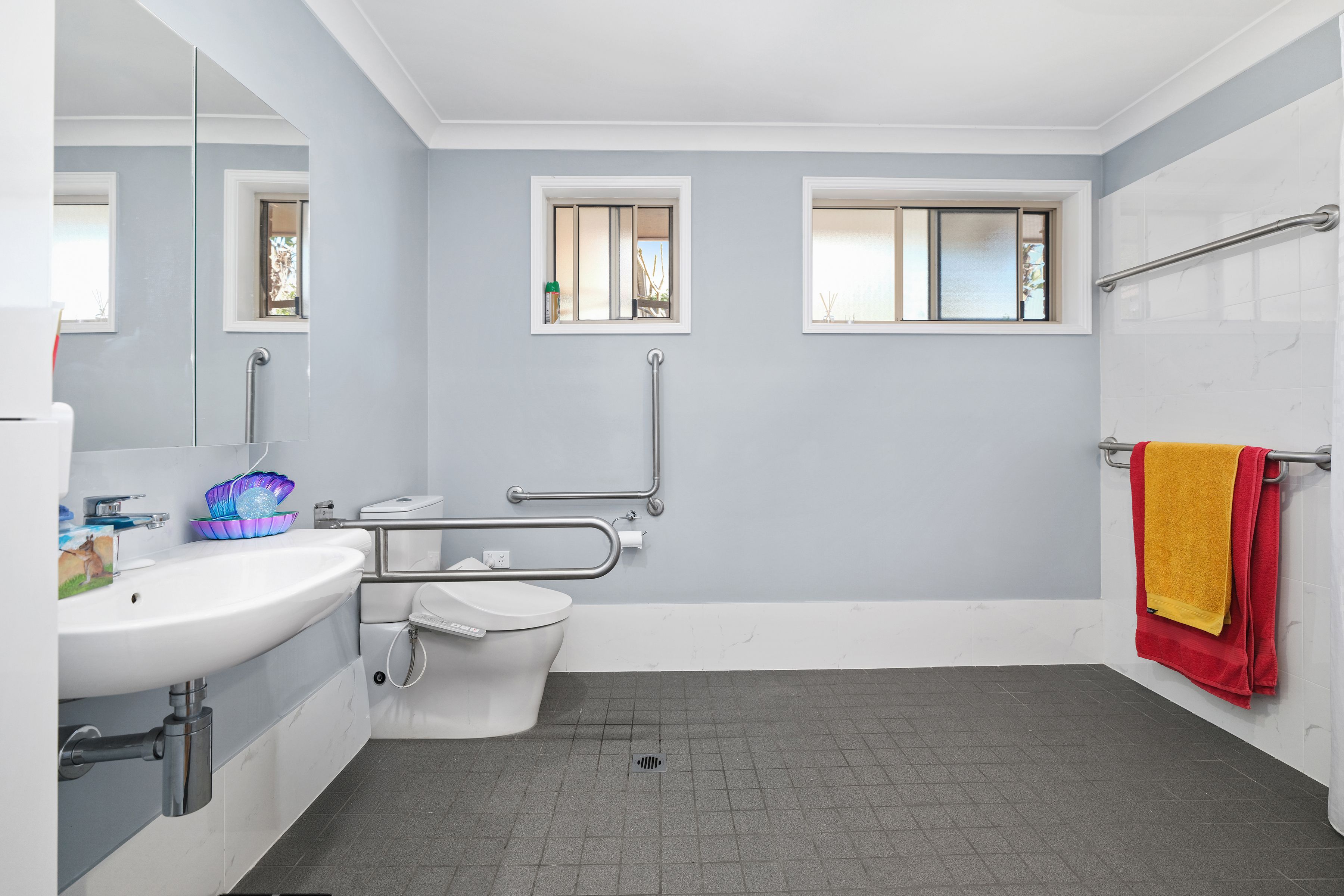110 Harbord Street — photo 17 of 19