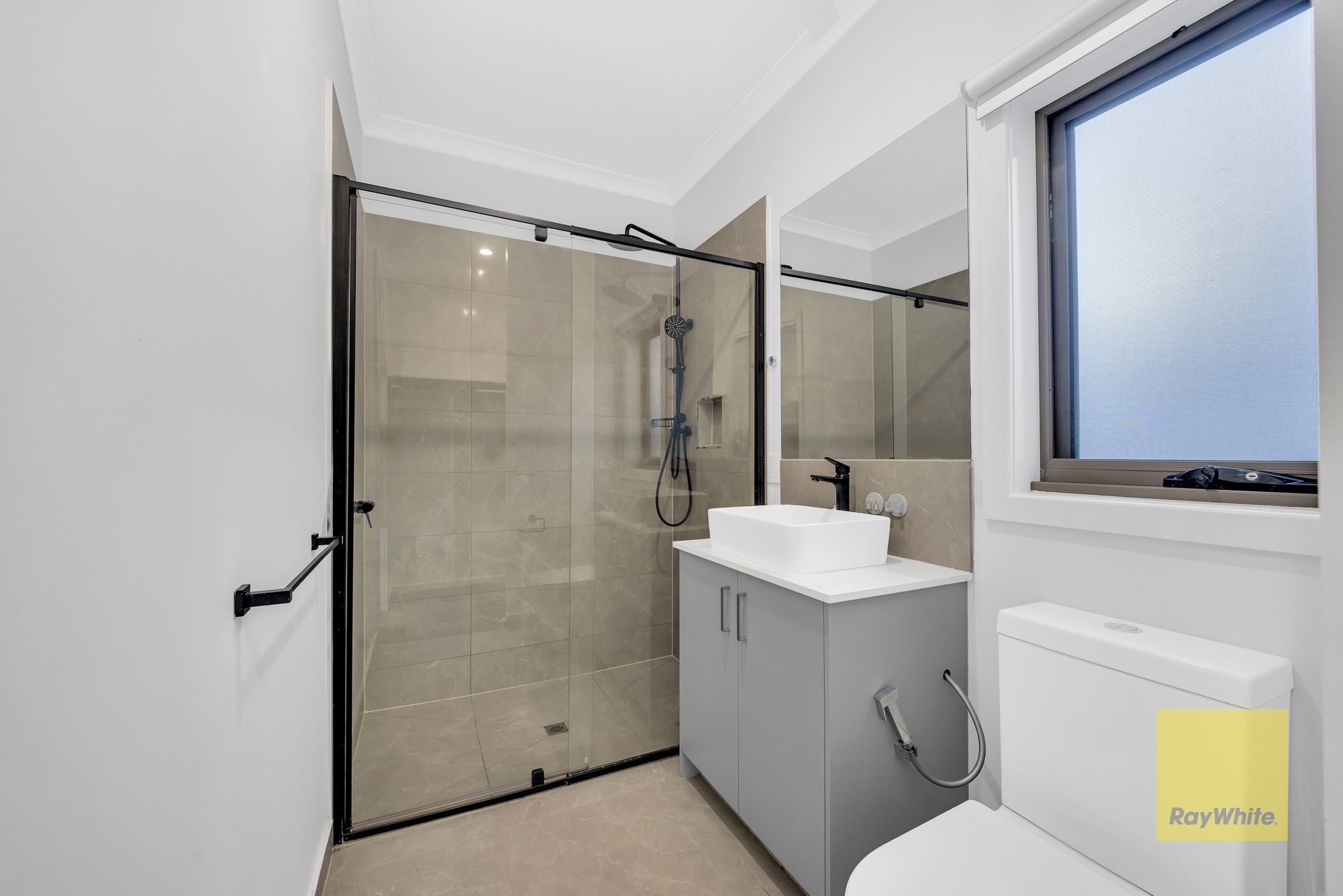 10 Alisma Avenue — photo 13 of 22