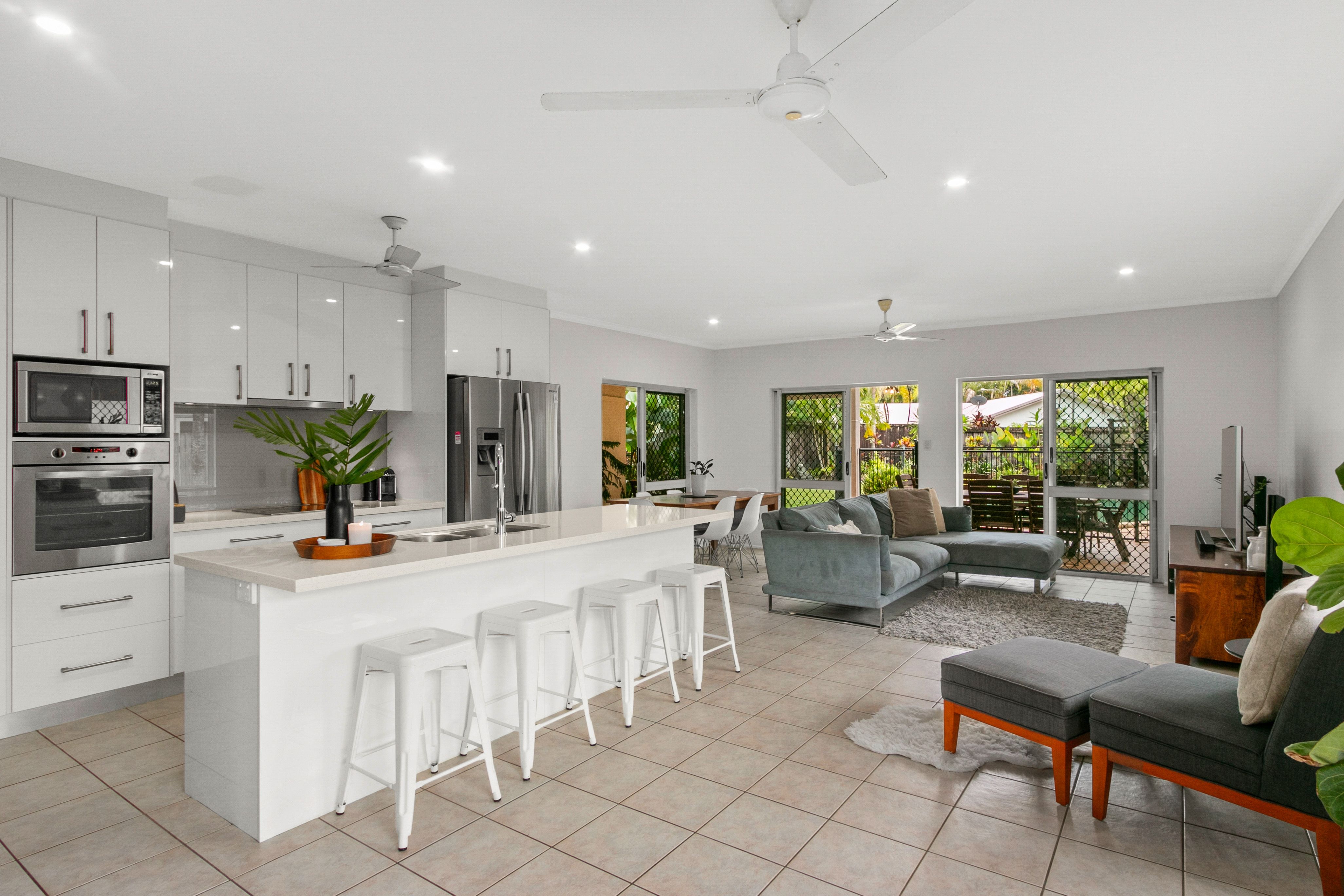 28 Bramble Street, Clifton Beach, QLD 4879