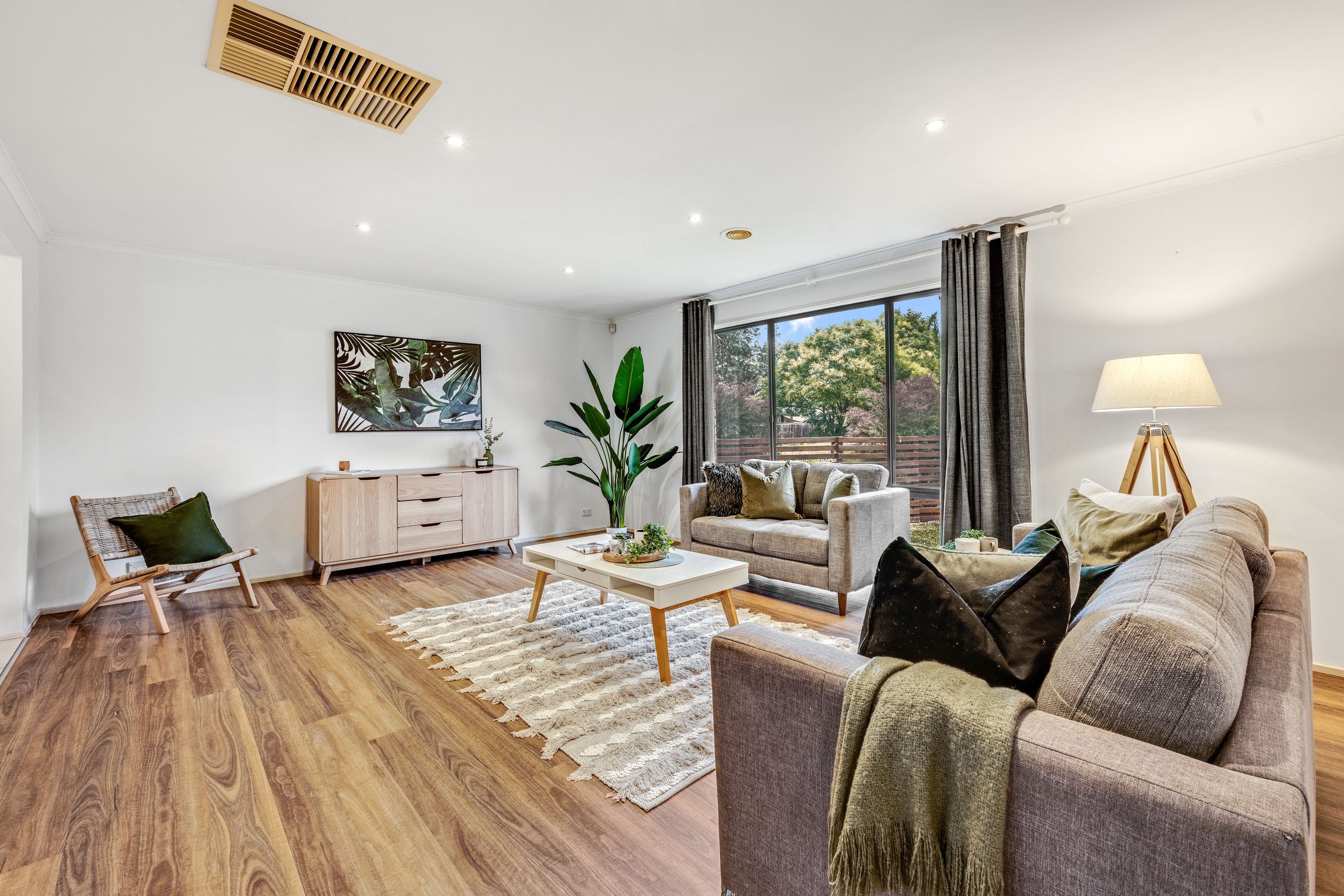 16 Conway Place, Gowrie ACT 2904