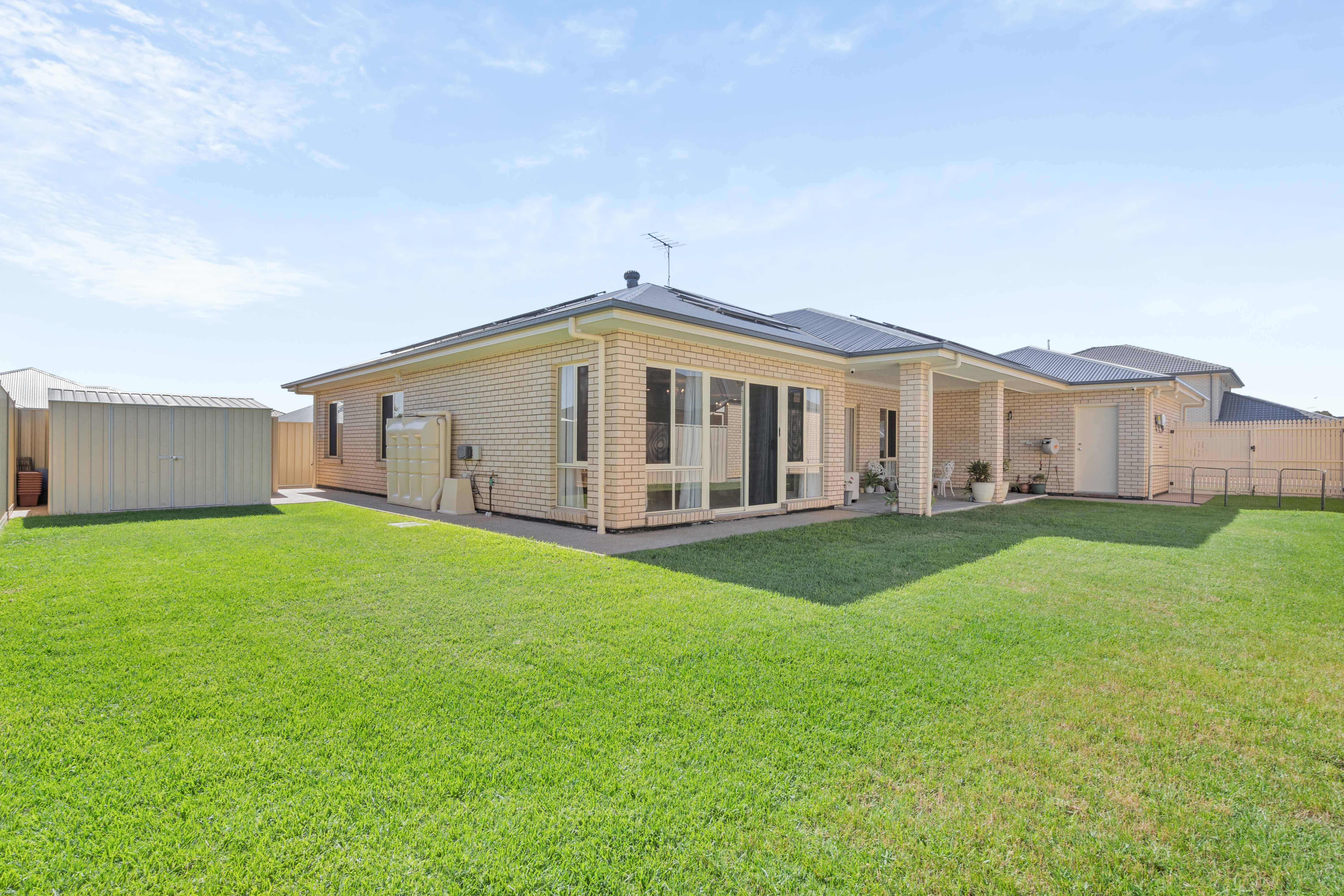 2 Hann Street — photo 18 of 19