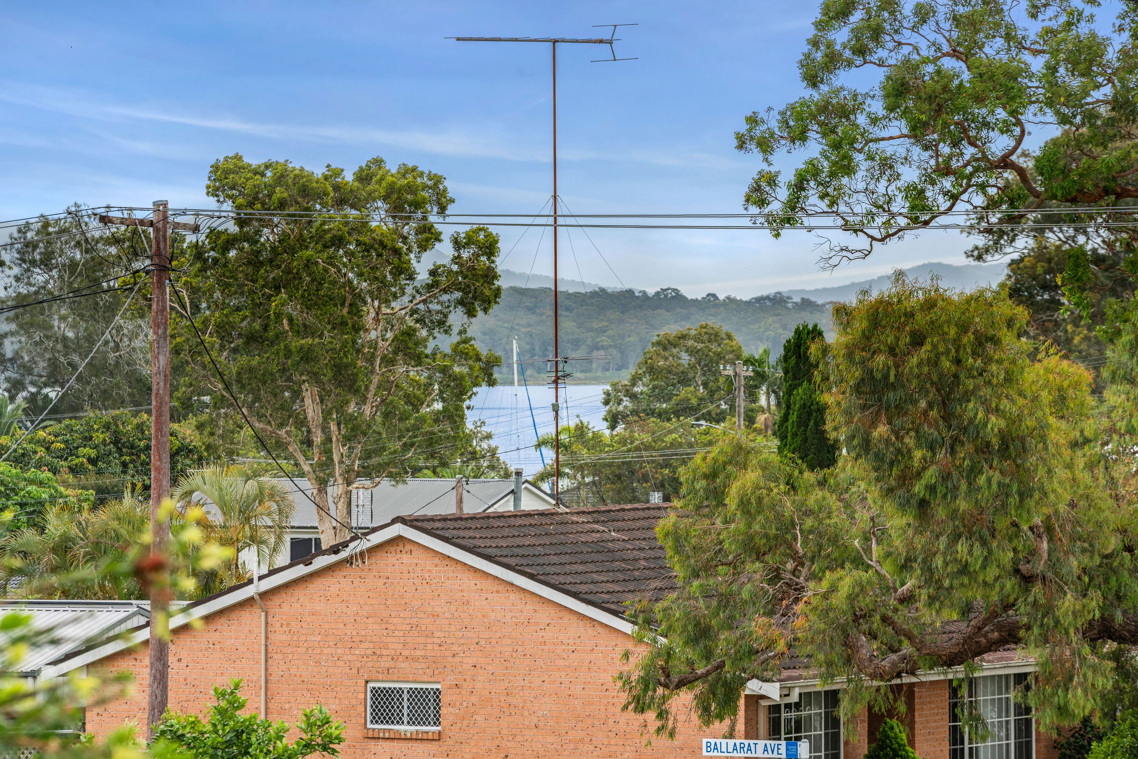 34 Vales Road — photo 13 of 13