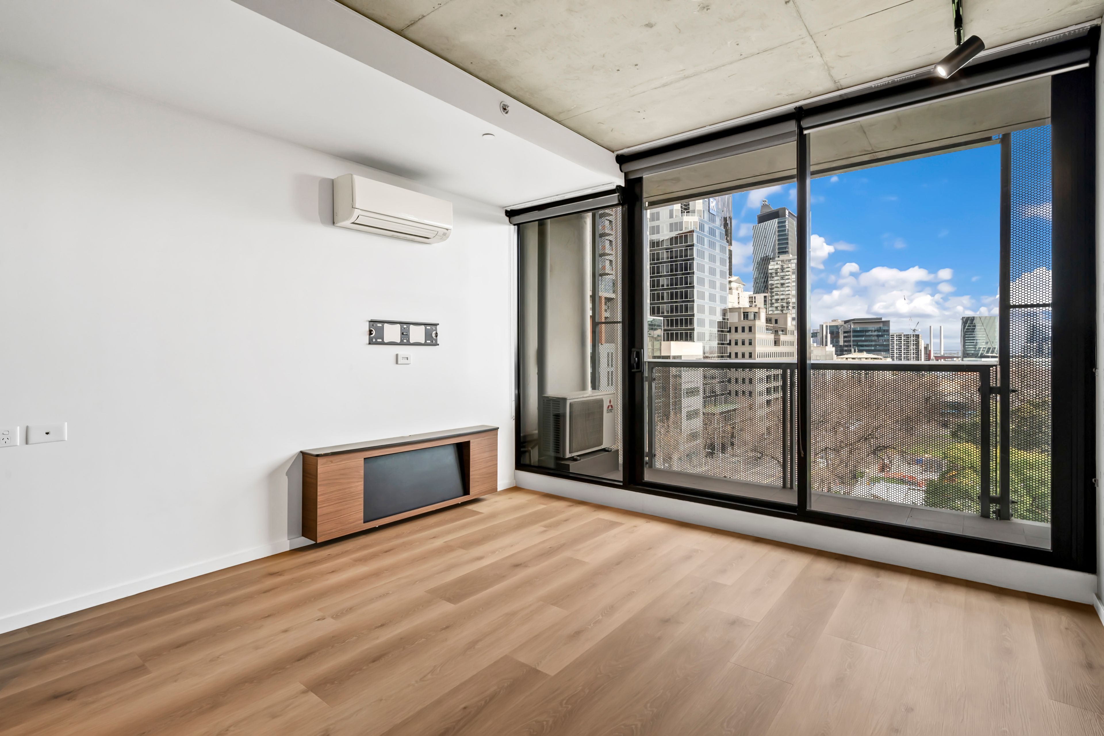511/17 Singers Lane, Melbourne, VIC 3000
