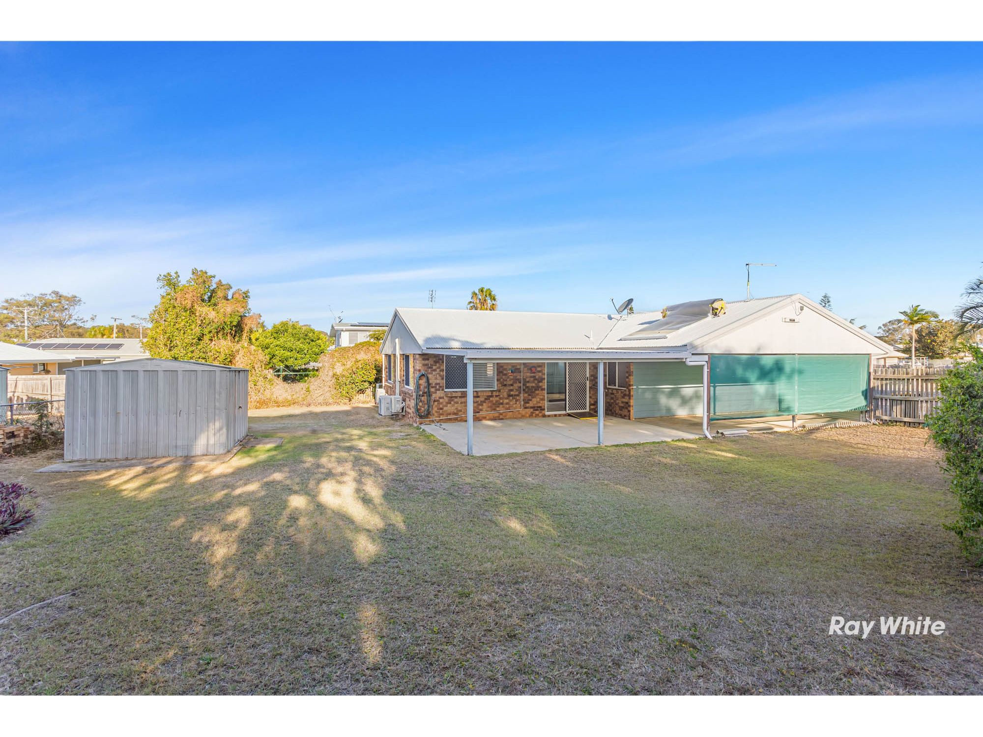 6 Rowe Crescent — photo 9 of 12